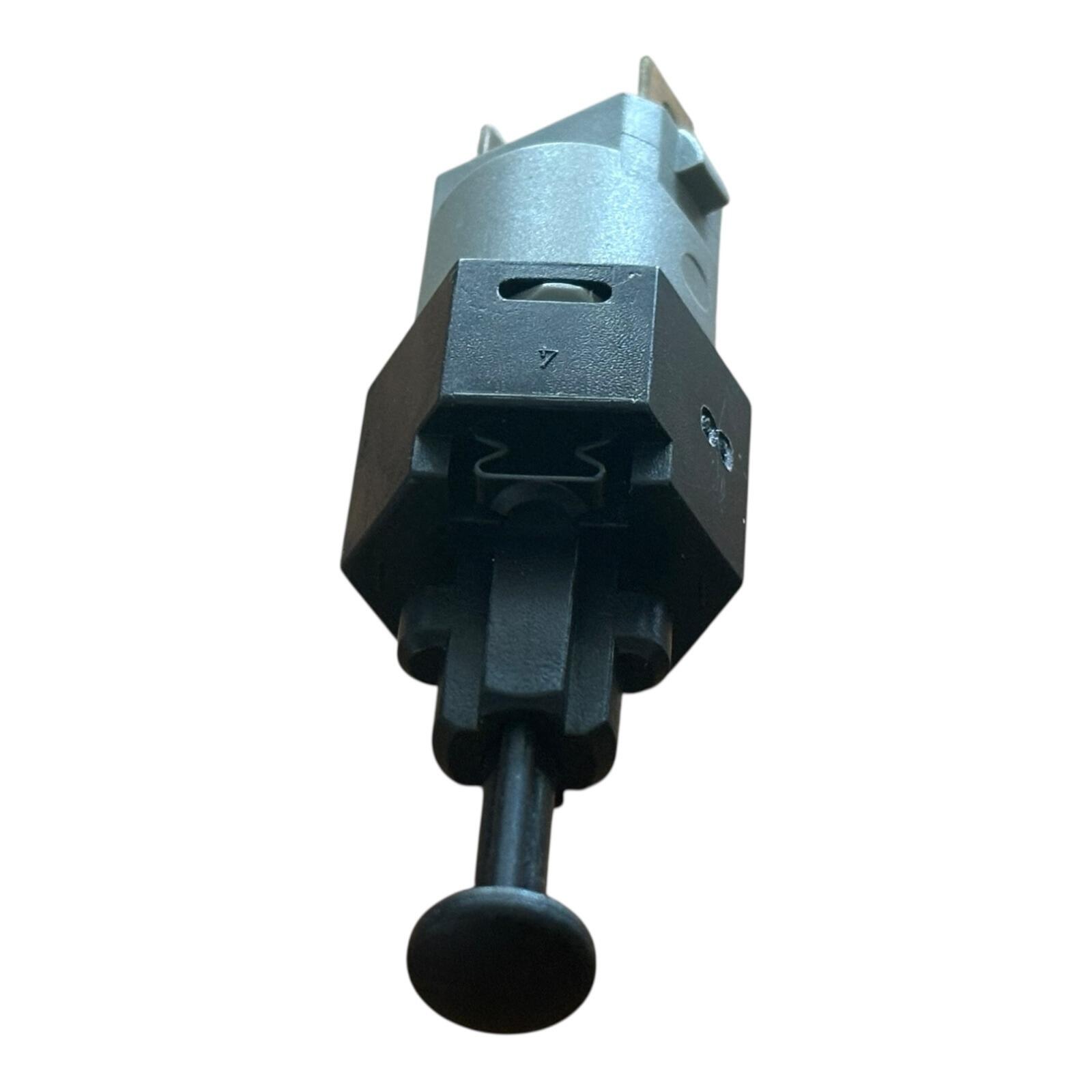 Genuine Vauxhall BRAKE LIGHT SWITCH NEW GENUINE ASTRA G 90504499 – VIN