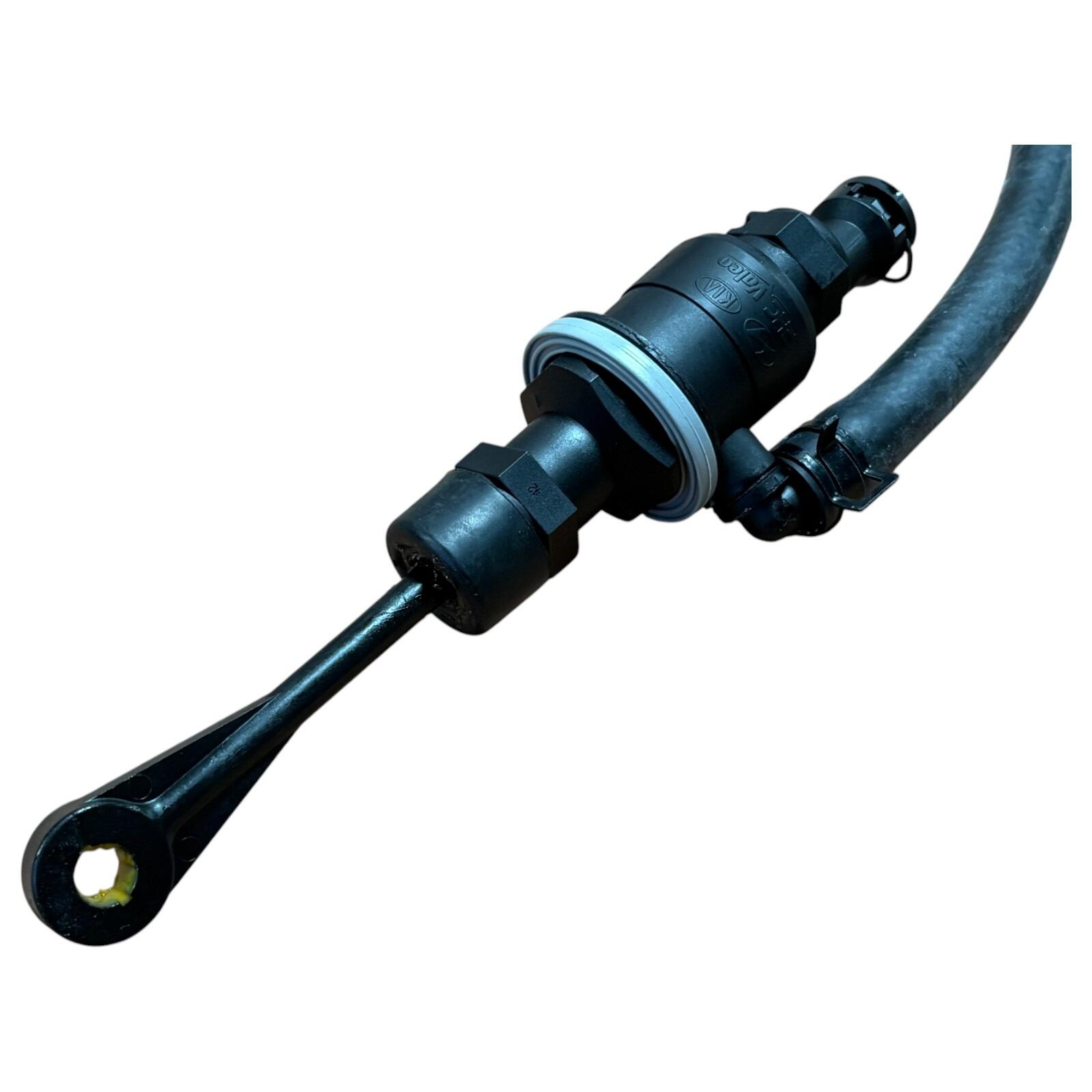 Genuine Hyundai I40 Clutch Master Cylinder 416053Z901FFF – VIN Require