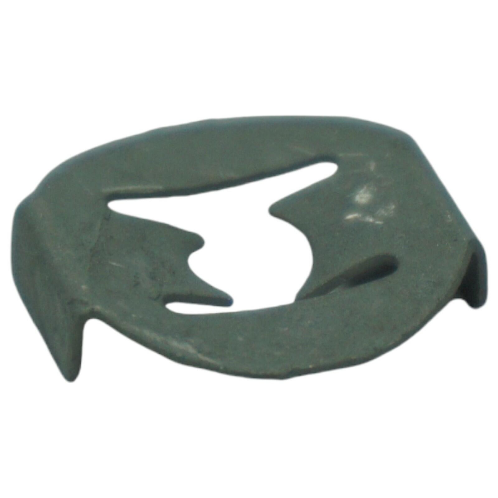 Genuine Ford Mondeo Estate (CNG) Tailgate moulding retainer clip 1064259