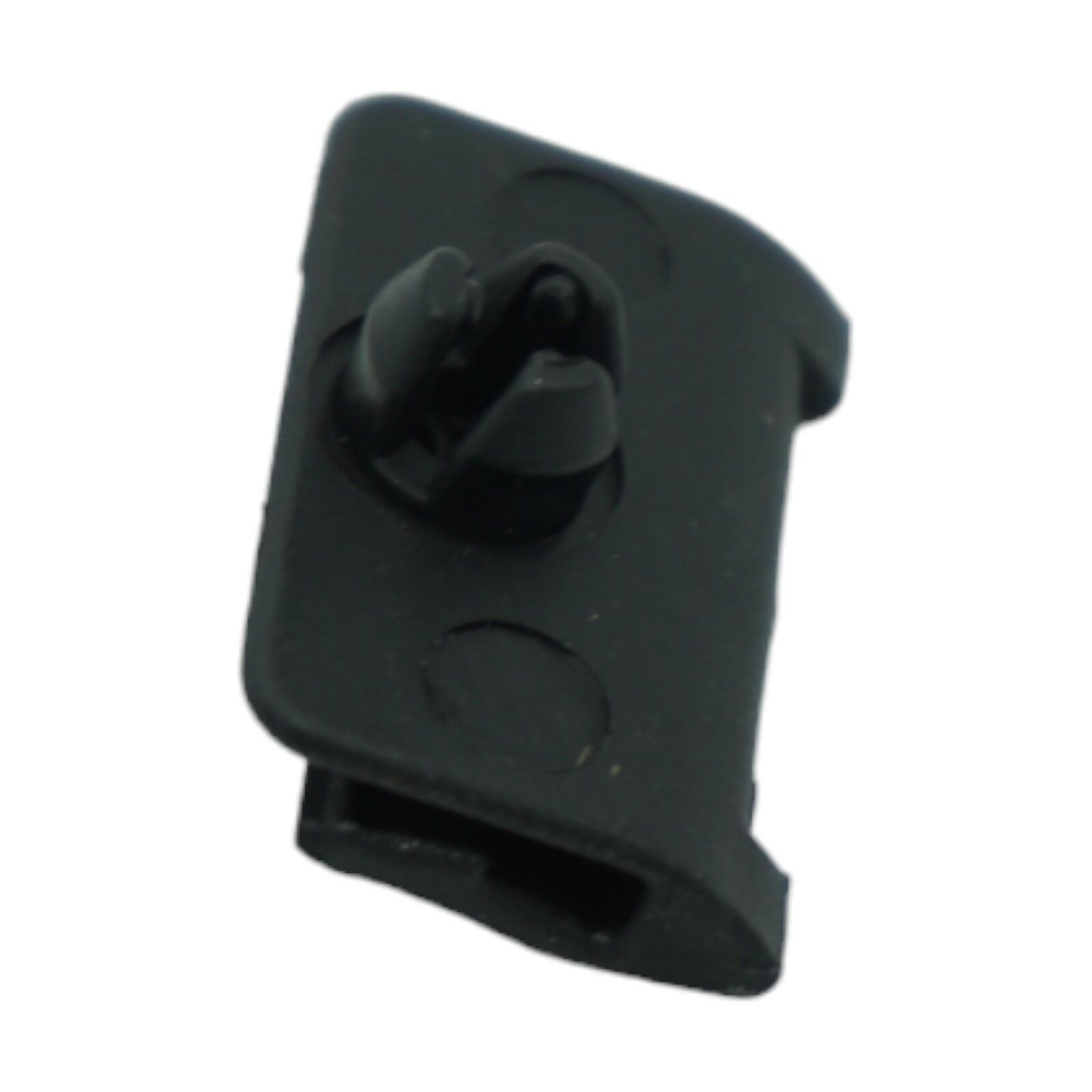 Genuine Vauxhall Vectra B Rear door weatherstrip clip 90464315