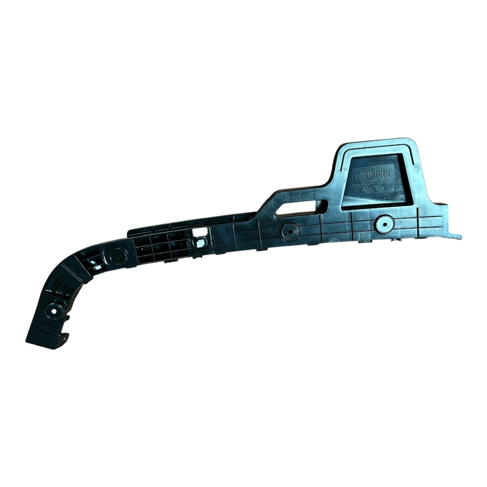Genuine SsangYong RH OS Rear bumper bracket 7886021600