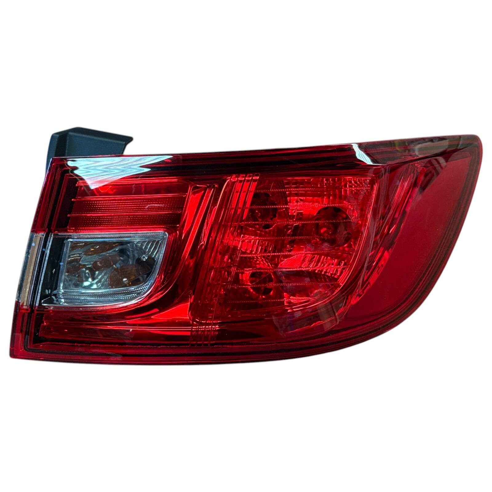 Genuine Renault Clio 4 RH OS Rear light 265509846R