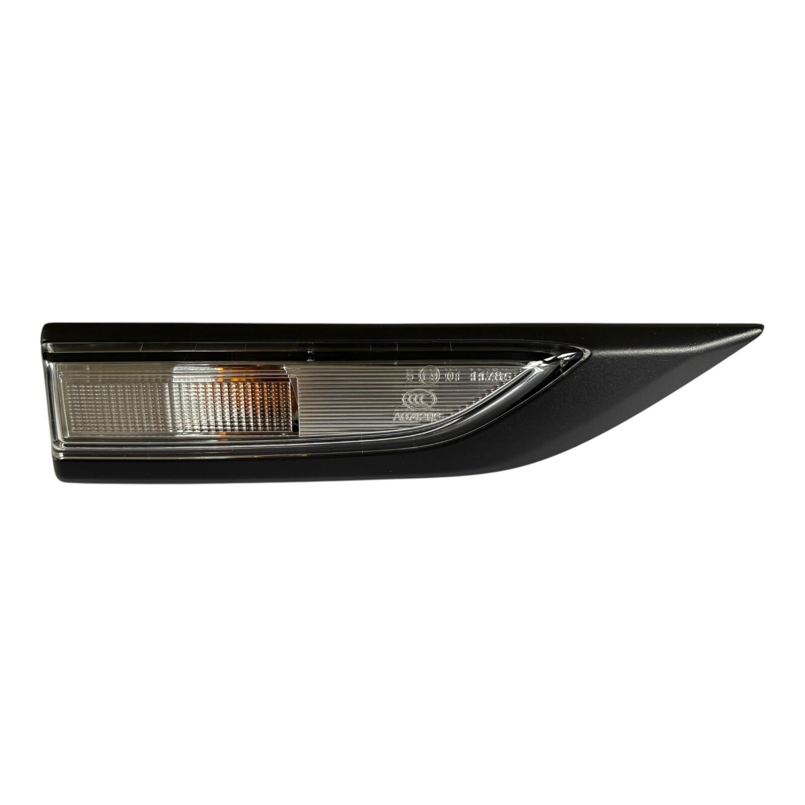 Genuine New Volkswagen Transporter RH OS Indicator assembly 7E0949102D9B9