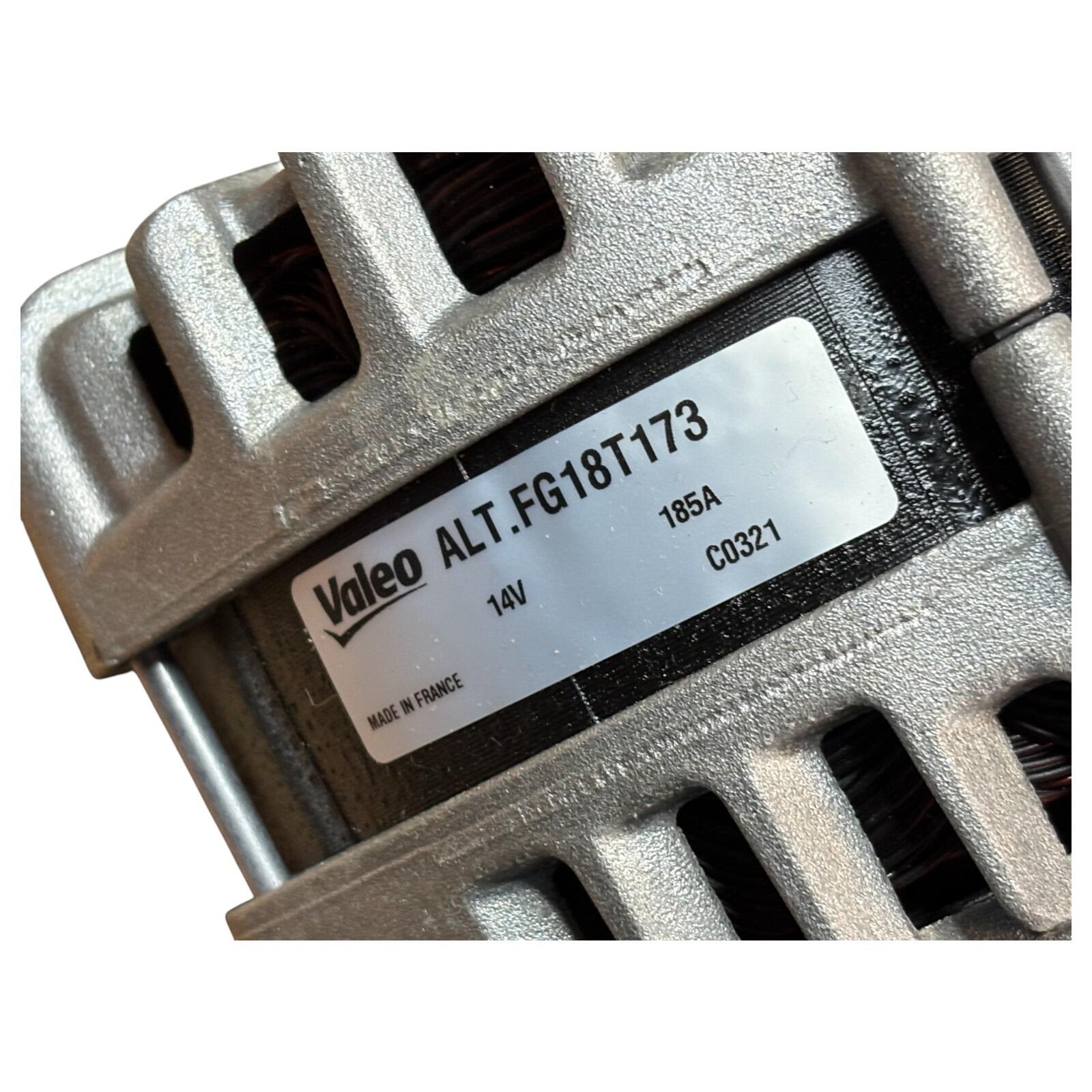 Genuine Nissan X-Trail (T32) R9N Alternator 14V 180A 231004742R 231000