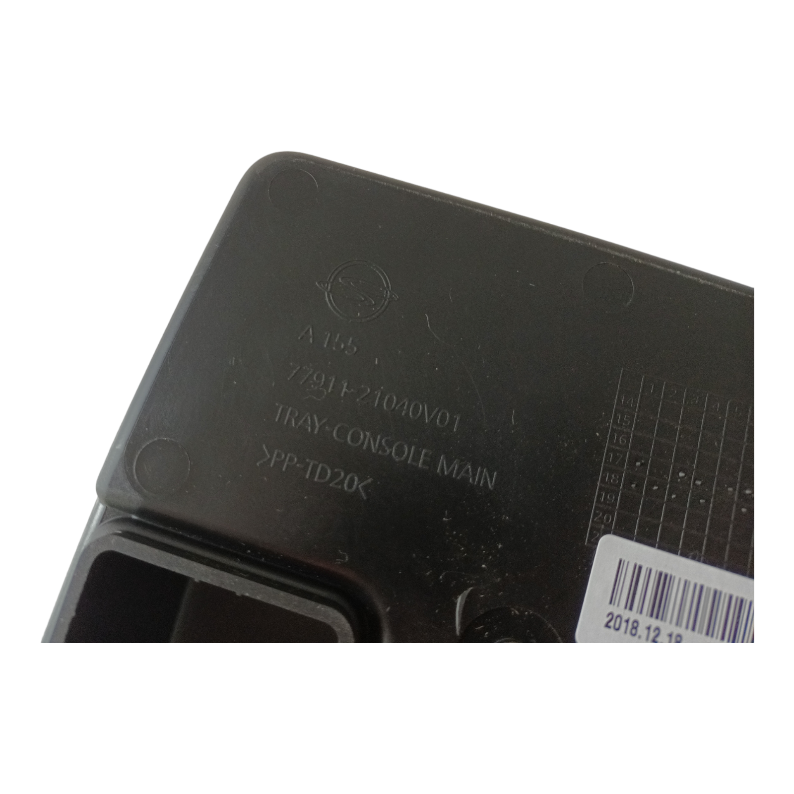 Genuine SsangYong Stavic Rear armrest tray 7791121040