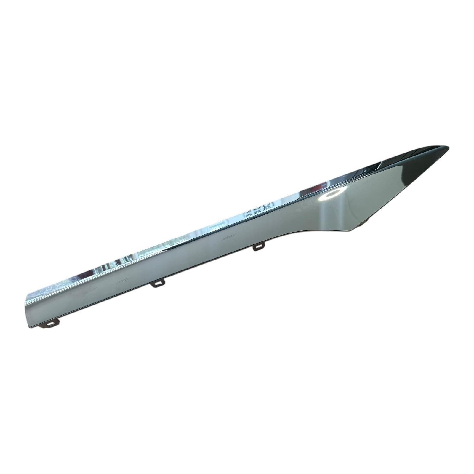 Genuine Renault Kadjar (XFE) RH OS Rear door moulding (chrome) 828D04184R