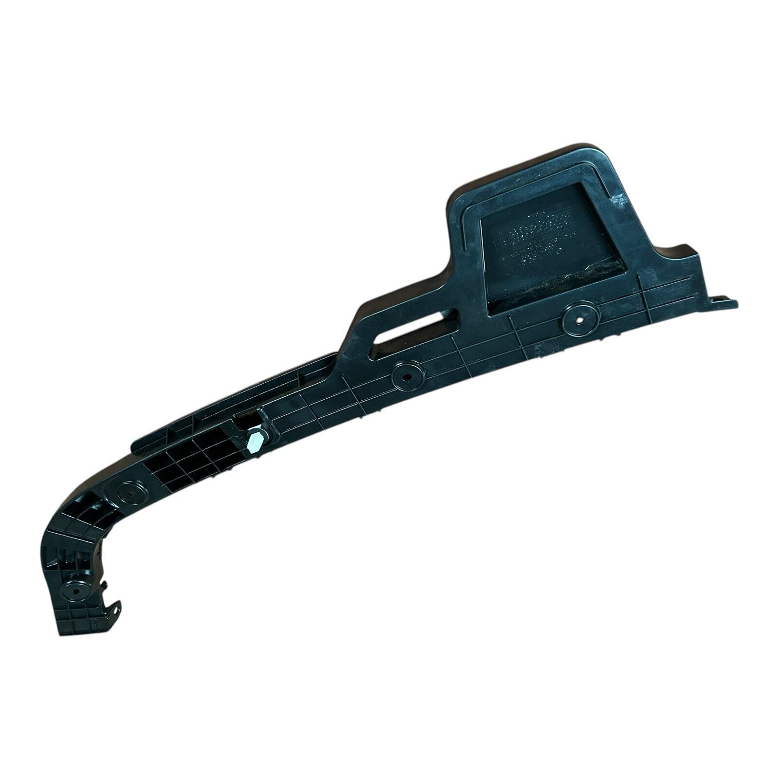 Genuine SsangYong RH OS Rear bumper bracket 7886021600