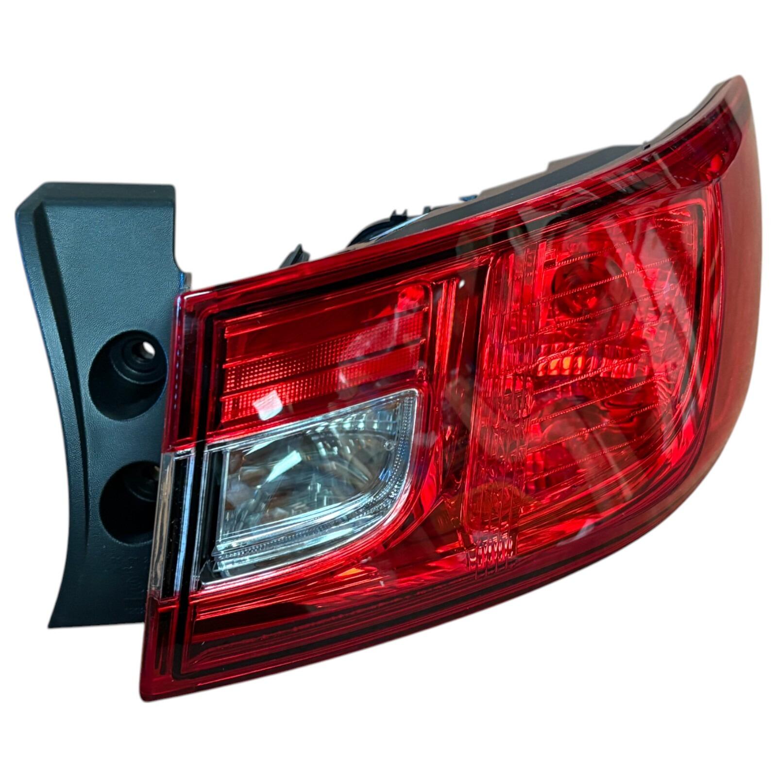 Genuine Renault Clio 4 RH OS Rear light 265509846R