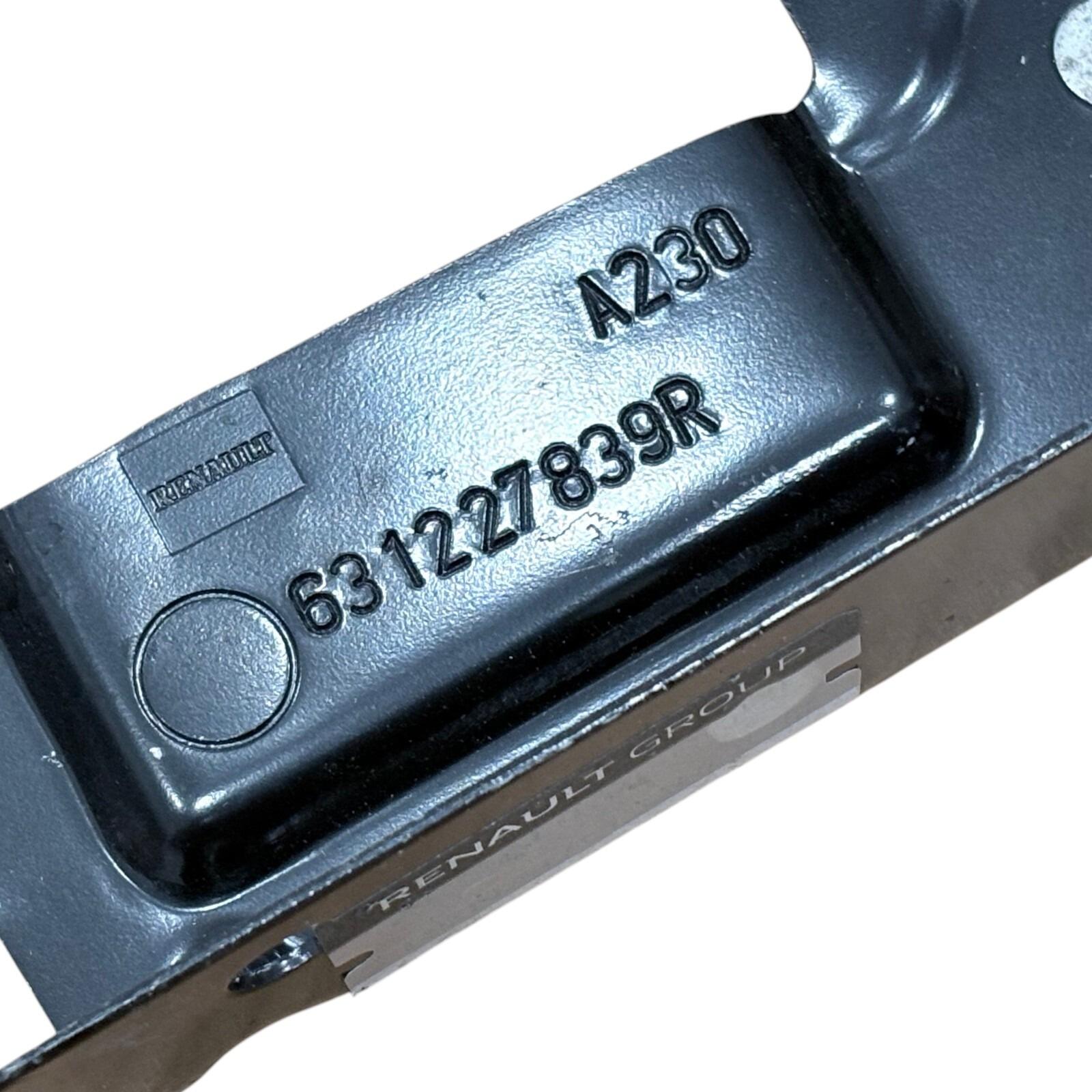 Genuine Renault Captur (QM3) RH OS Wing Support Bracket — original equipment quality, MPN 641349131R