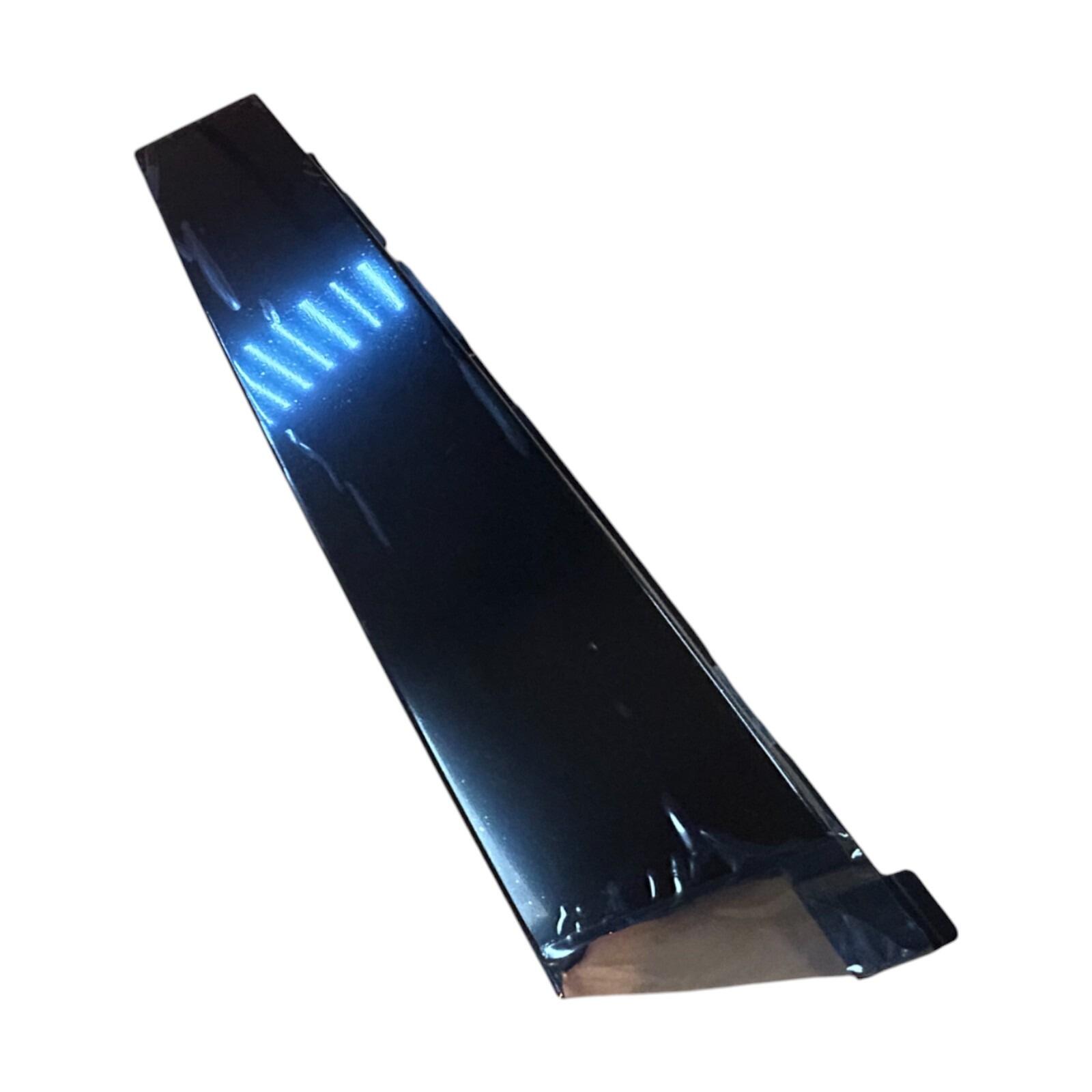 Genuine Ford Focus (CEW) RH OS Font door moulding 1751090