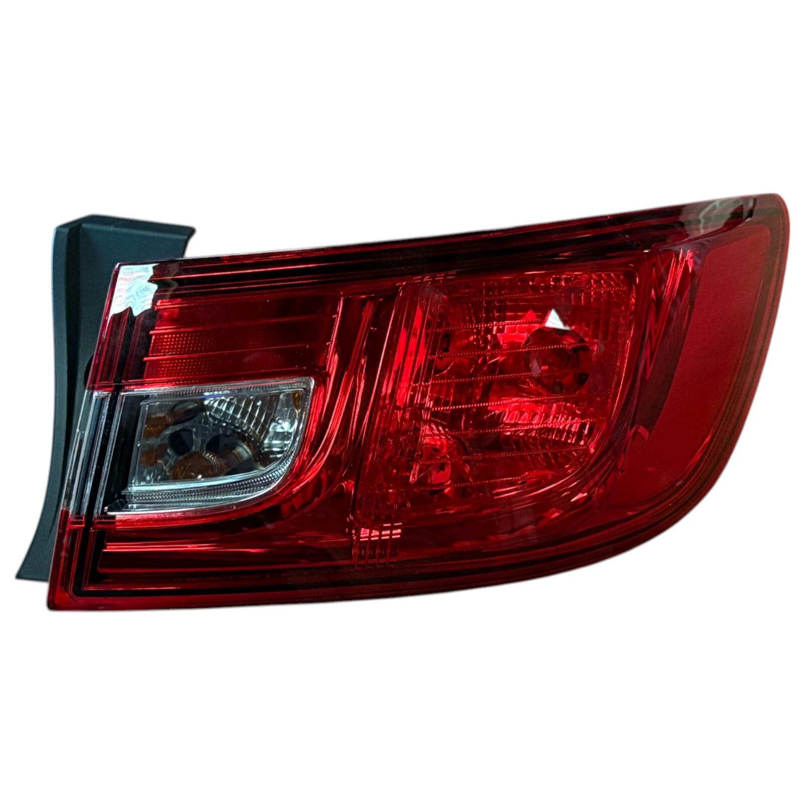 Genuine Renault Clio 4 RH OS Rear lamp assembly 265506608R