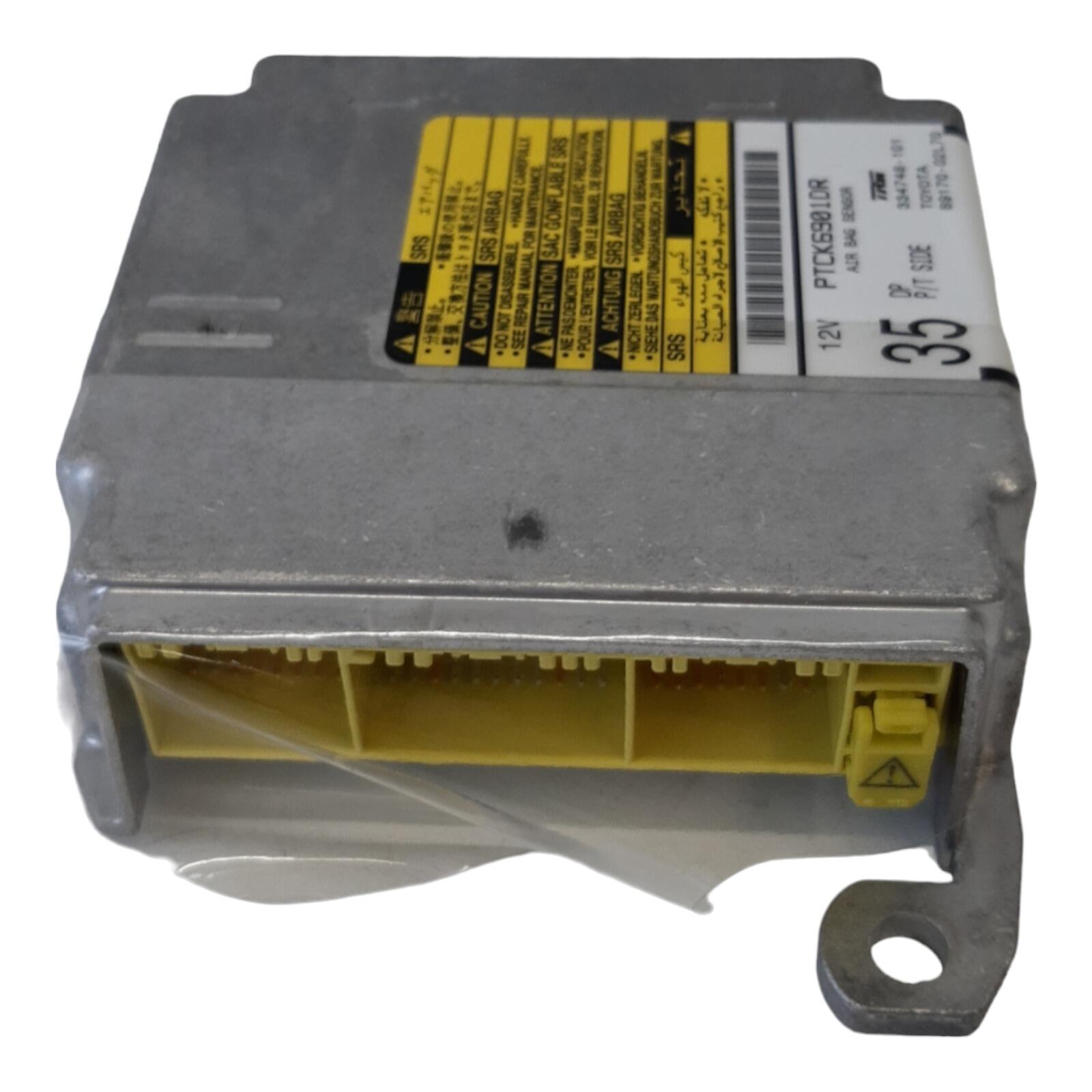 Genuine Toyota Corolla (E12) Airbag control module 0400659102