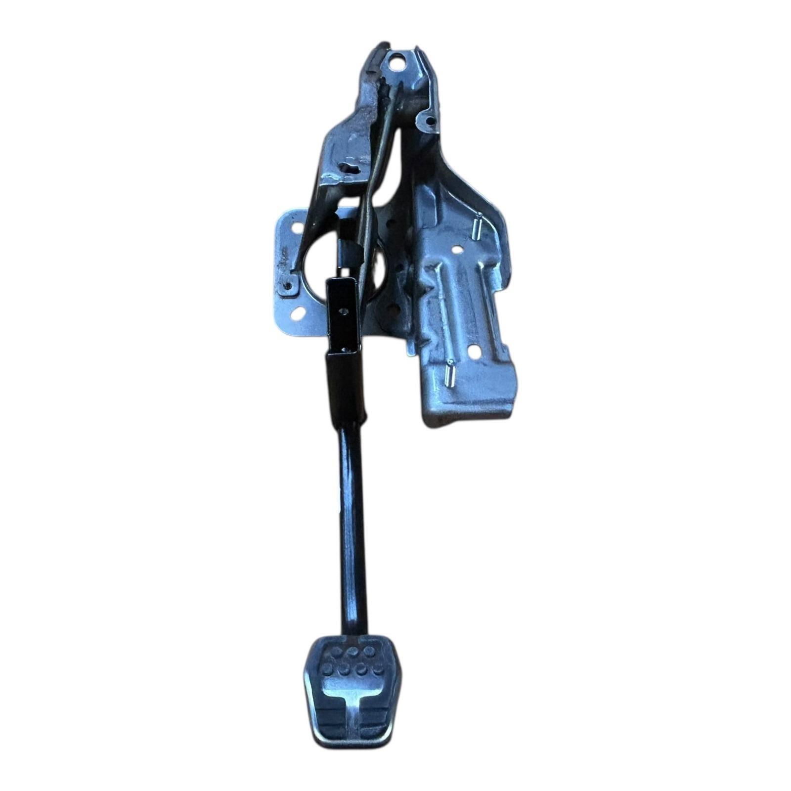 Genuine Ford Kuga (CBS) (RHD) Clutch pedal assembly 2050075
