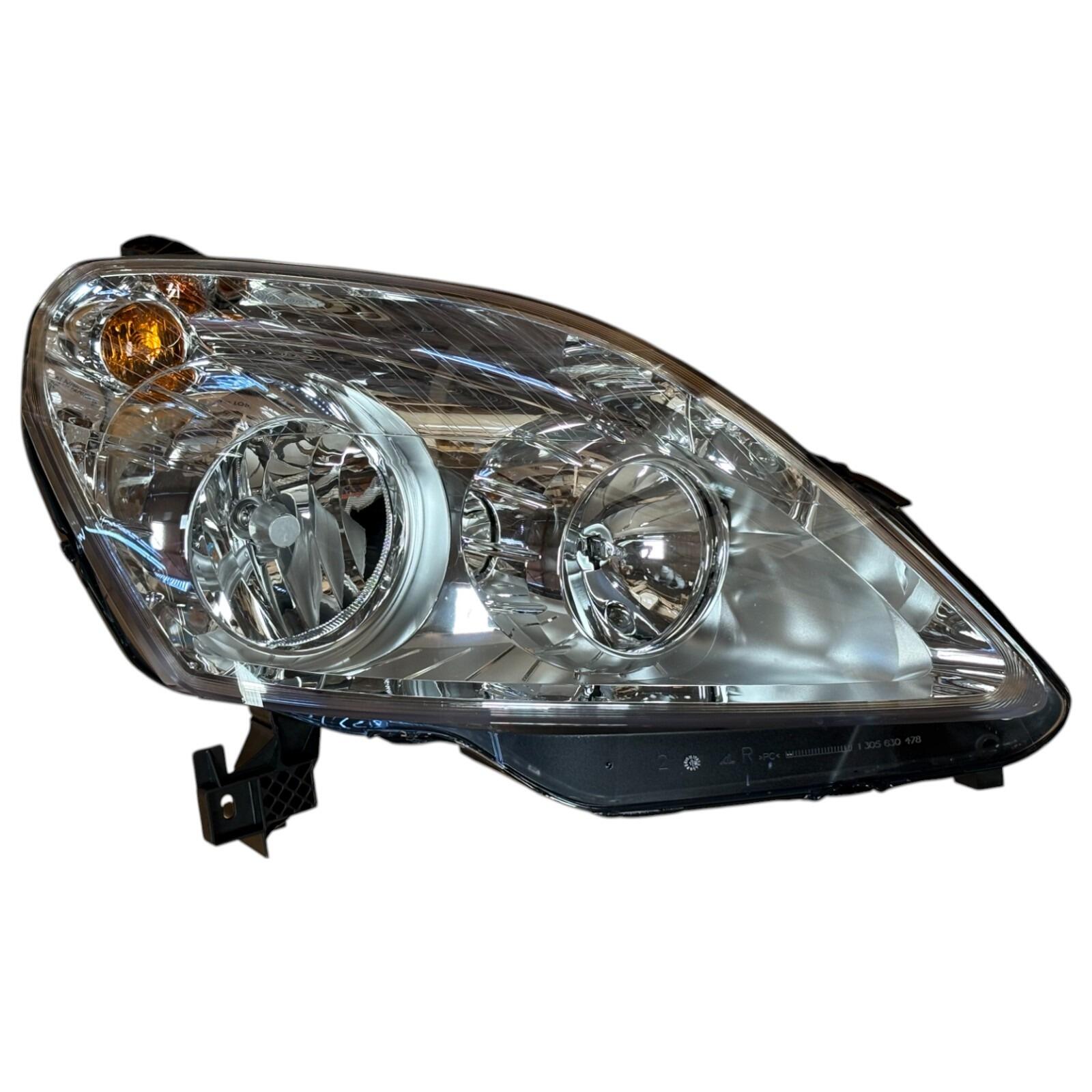 Genuine Vauxhall Zafira B RH OS Headlamp assembly 93192442