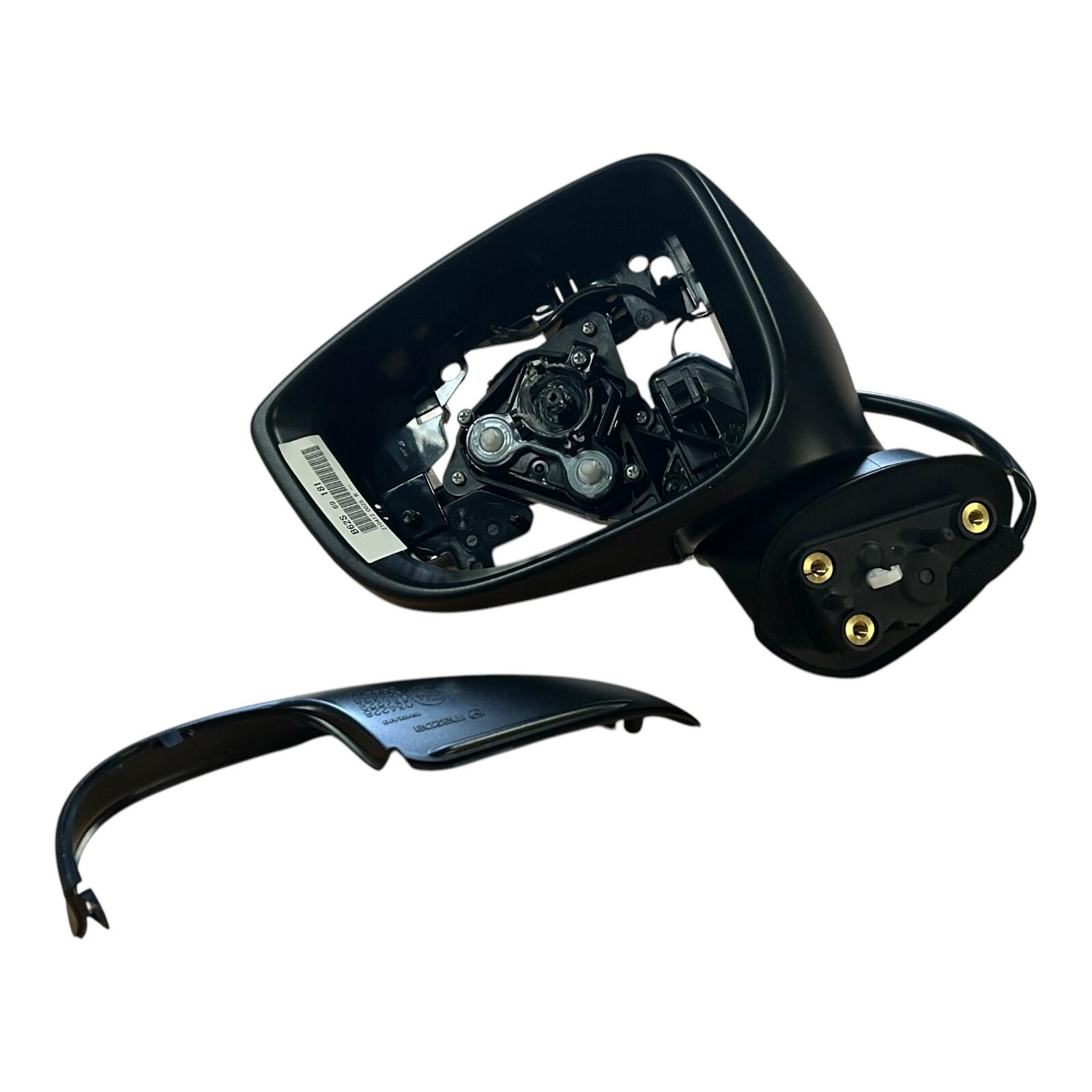 Genuine Mazda 3 LH NS Wing mirror assembly B62S69181A