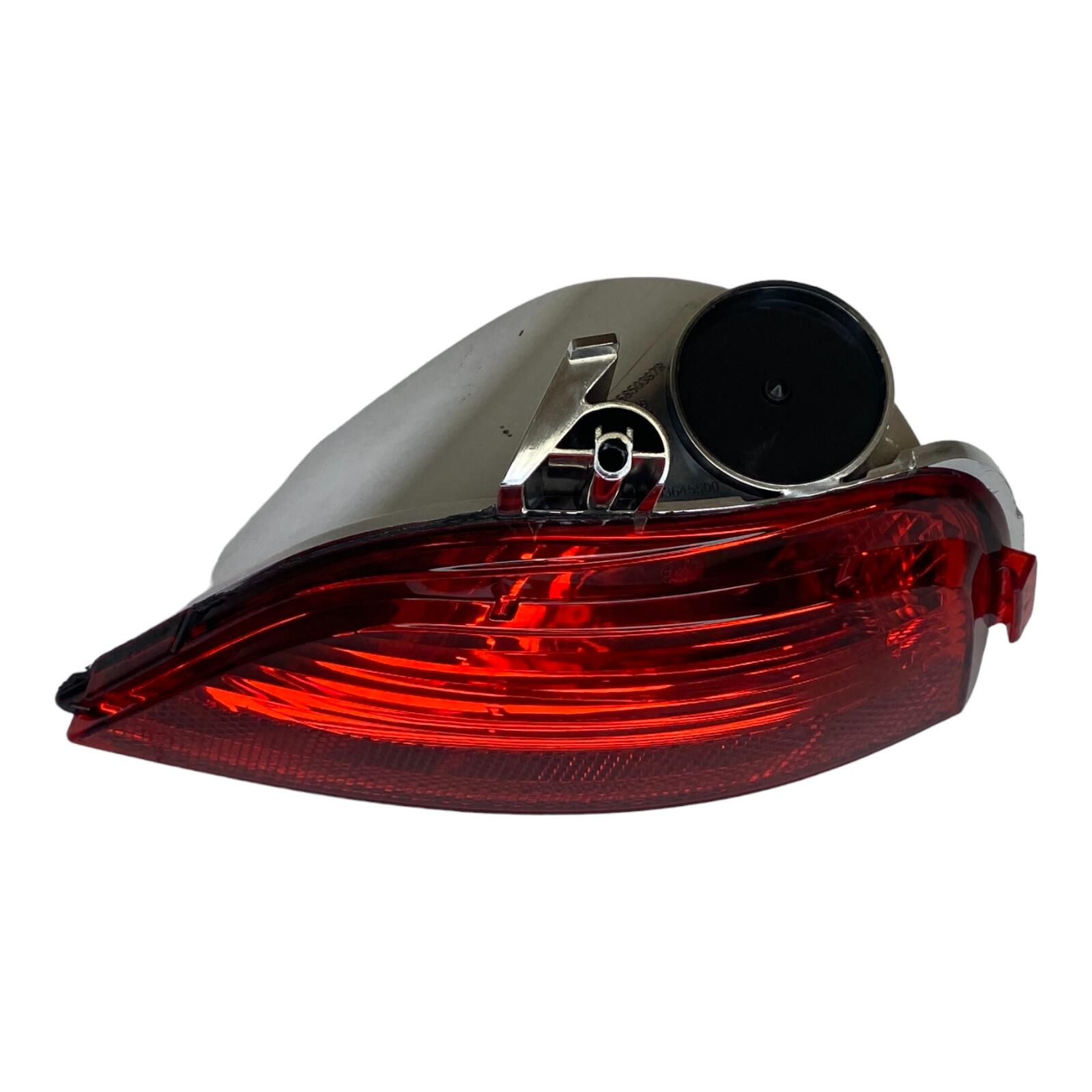 Genuine Renault Megane 4 5dr (saloon) LH NS Rear fog lamp assembly 265850387R