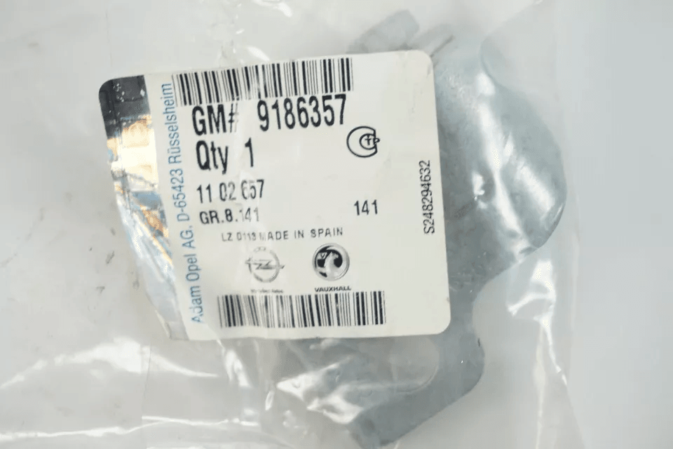 Genuine Vauxhall LH Front Wing Fixing Bracket 9186357