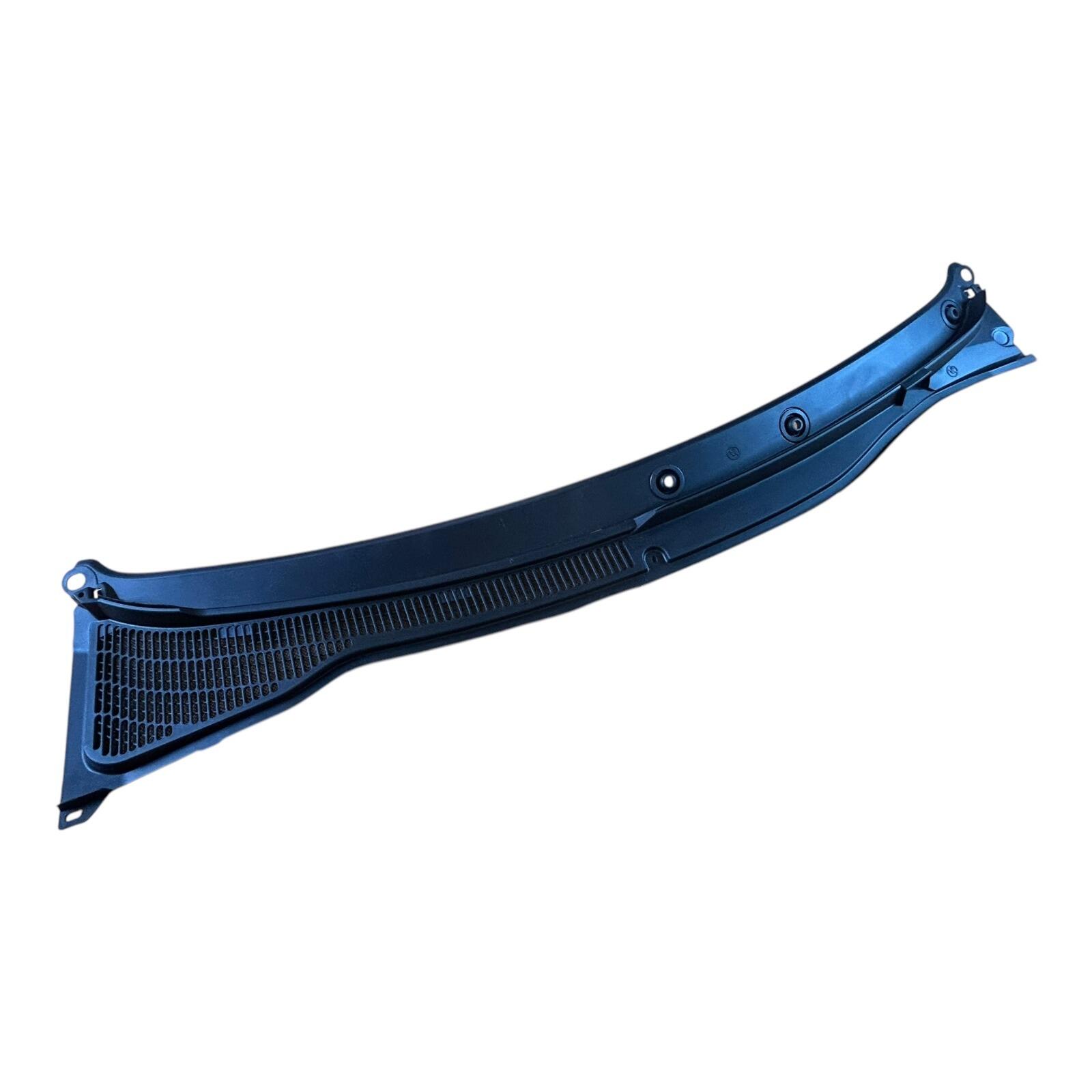 Genuine Renault Twingo 2 Windscreen cowling 8200637097