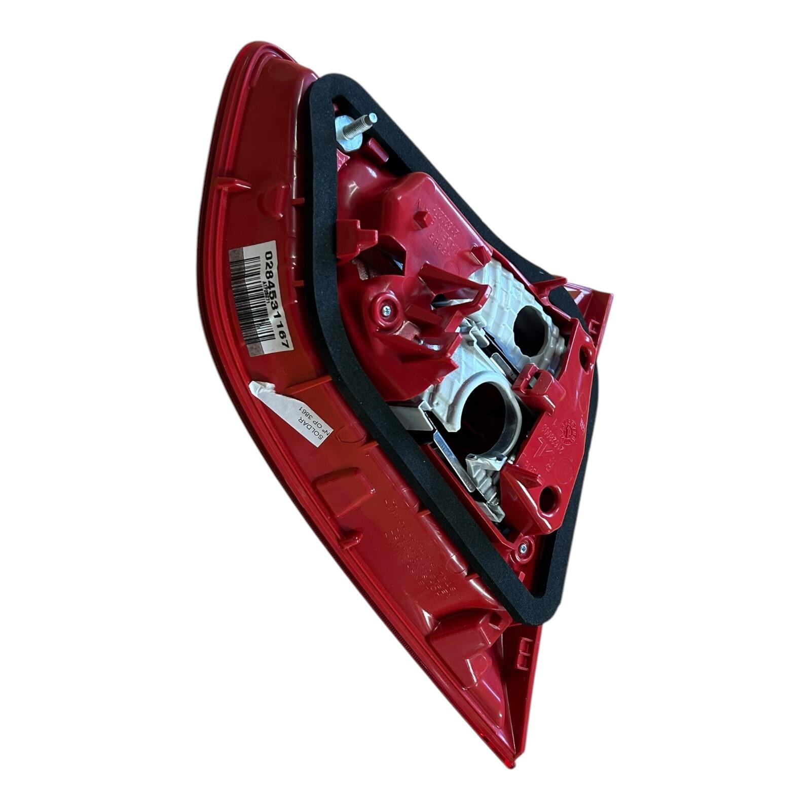 Genuine Vauxhall Meriva B RH OS Rear Lamp assembly 13435486