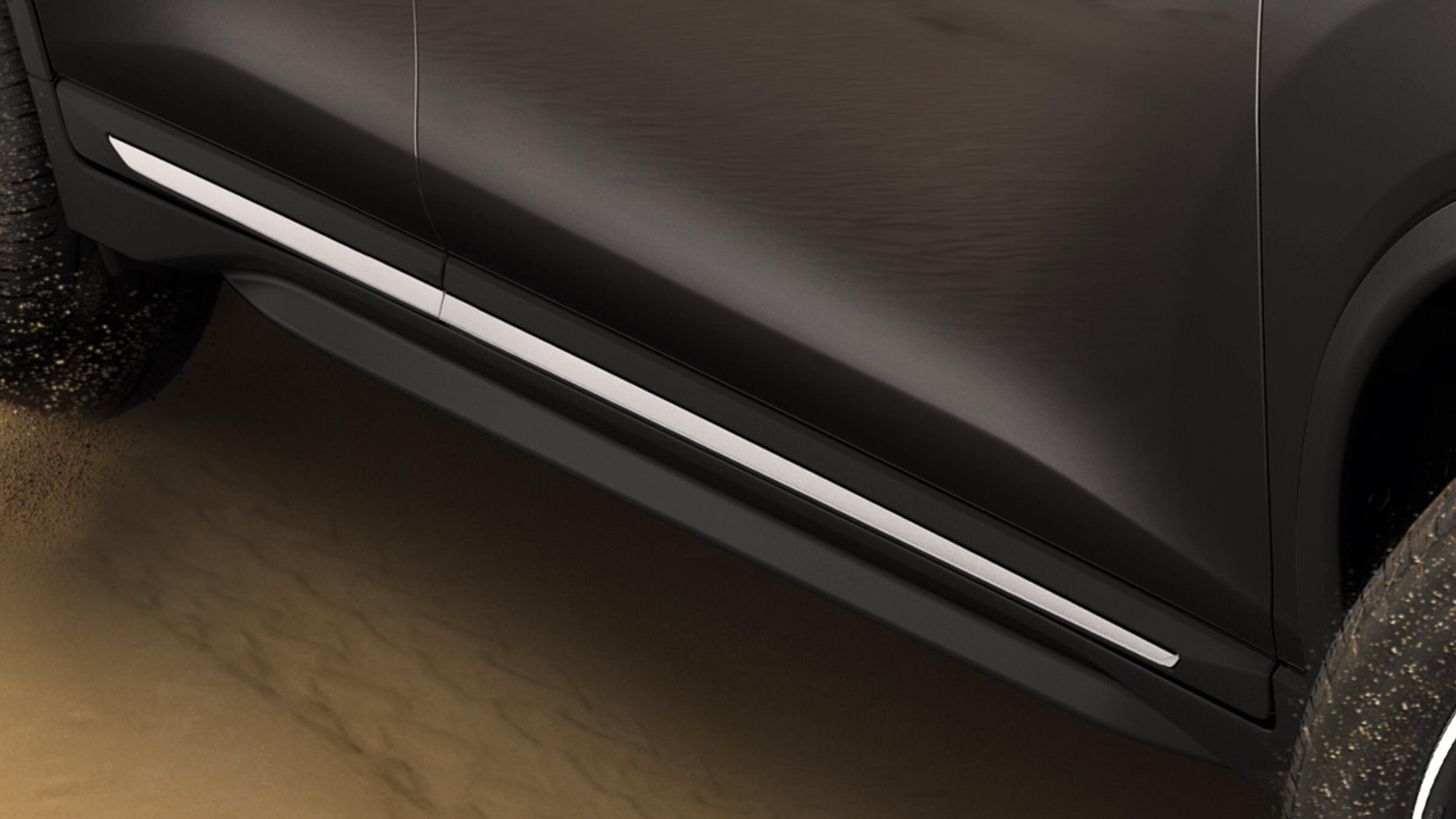 Genuine Nissan X-Trail (T32C) Chrome door sill strips KE7604C500