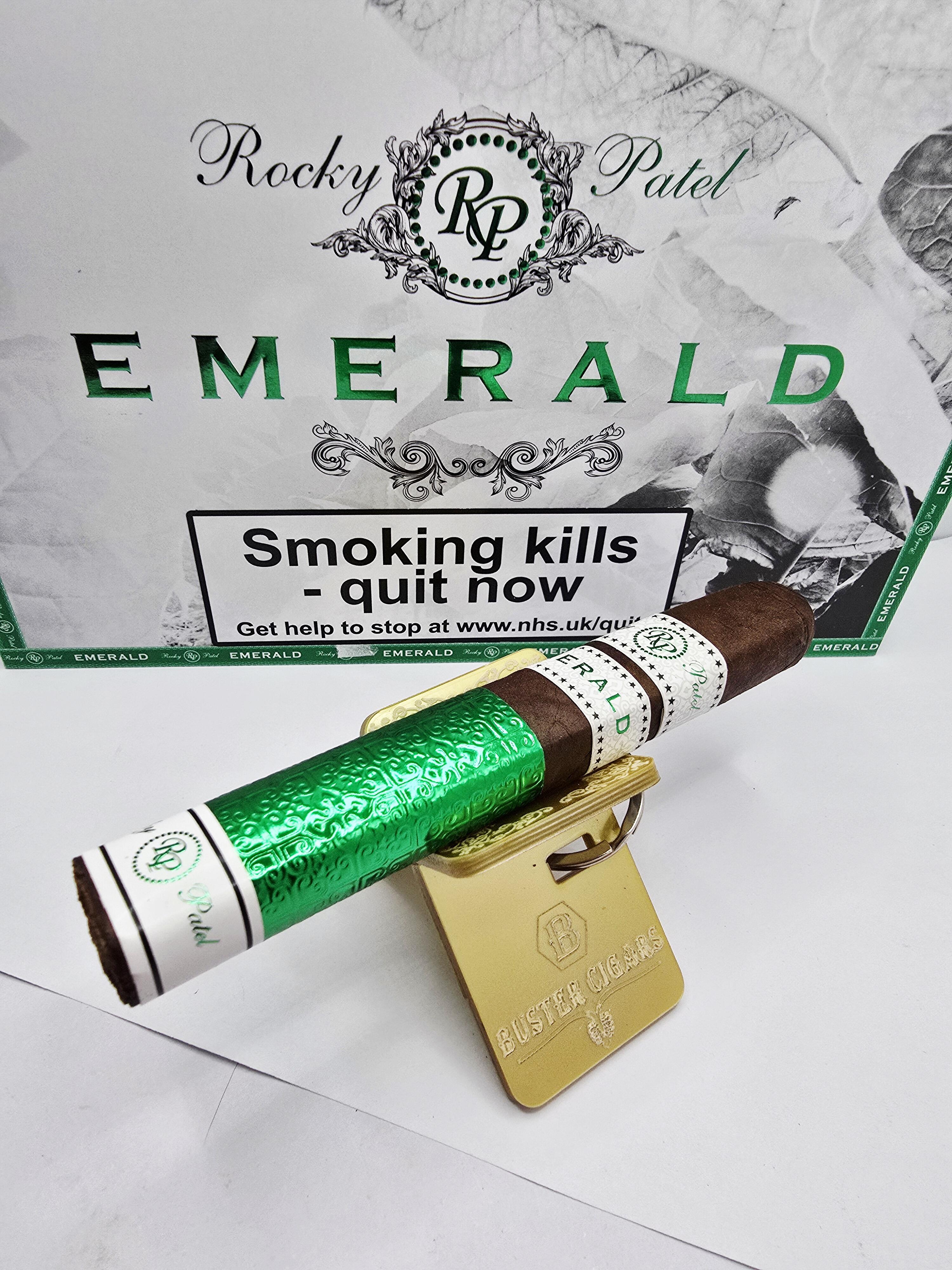 Rocky Patel Emerald Robusto Cigar – Single