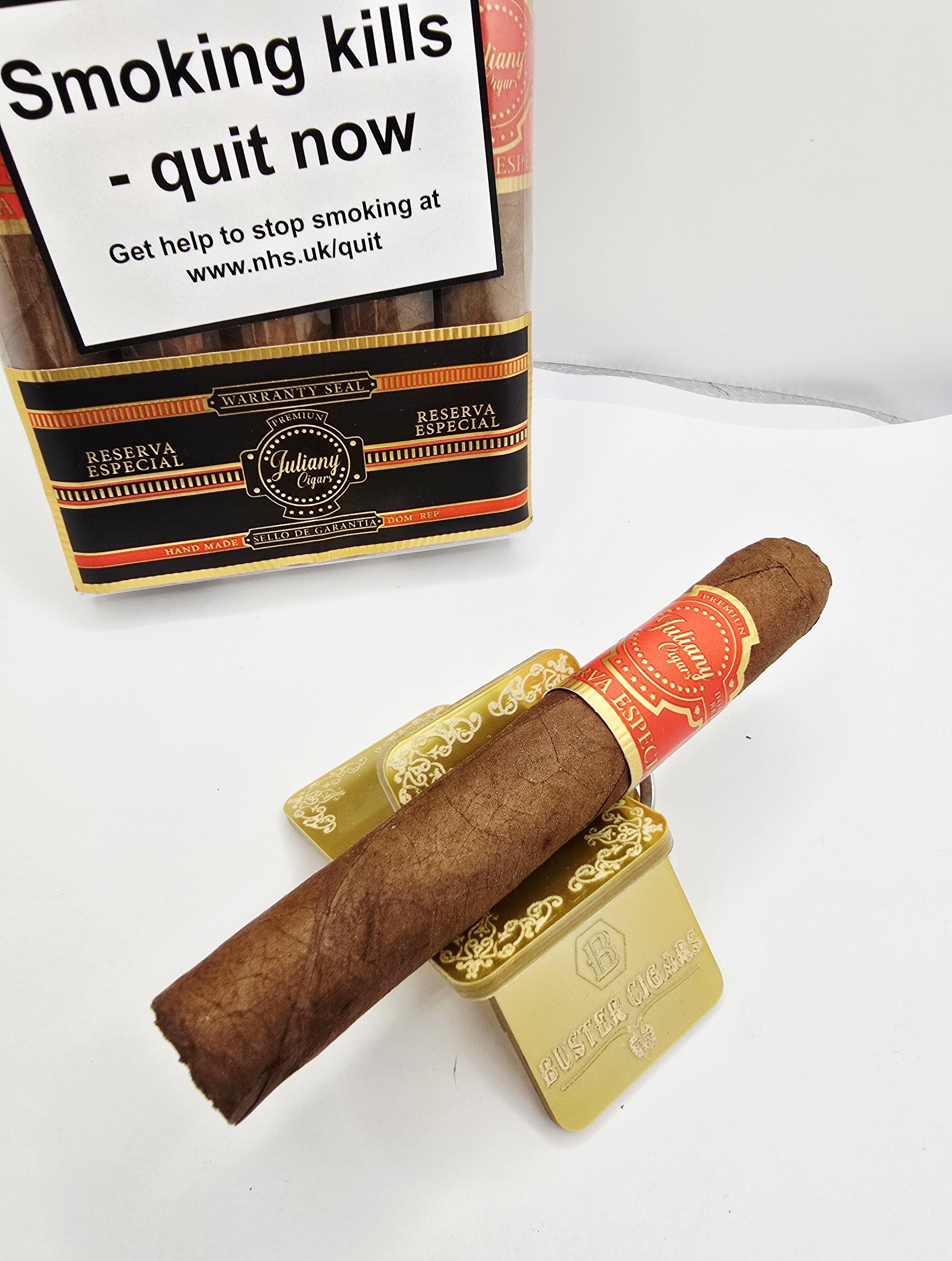 Juliany Corojo Robusto Cigar - 1 Single