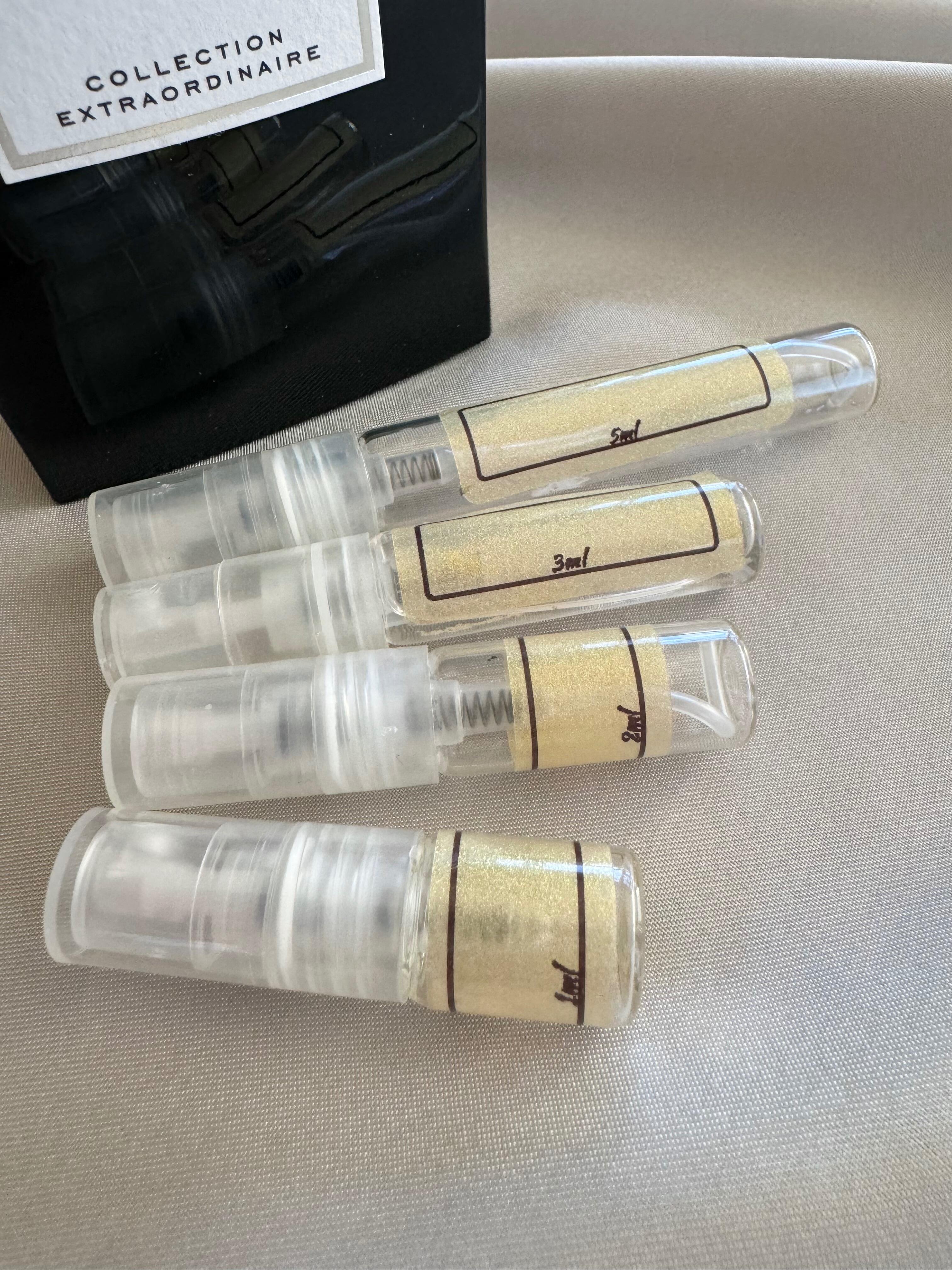 Van Cleef & Arpels - Orchid Leather with sample bottles