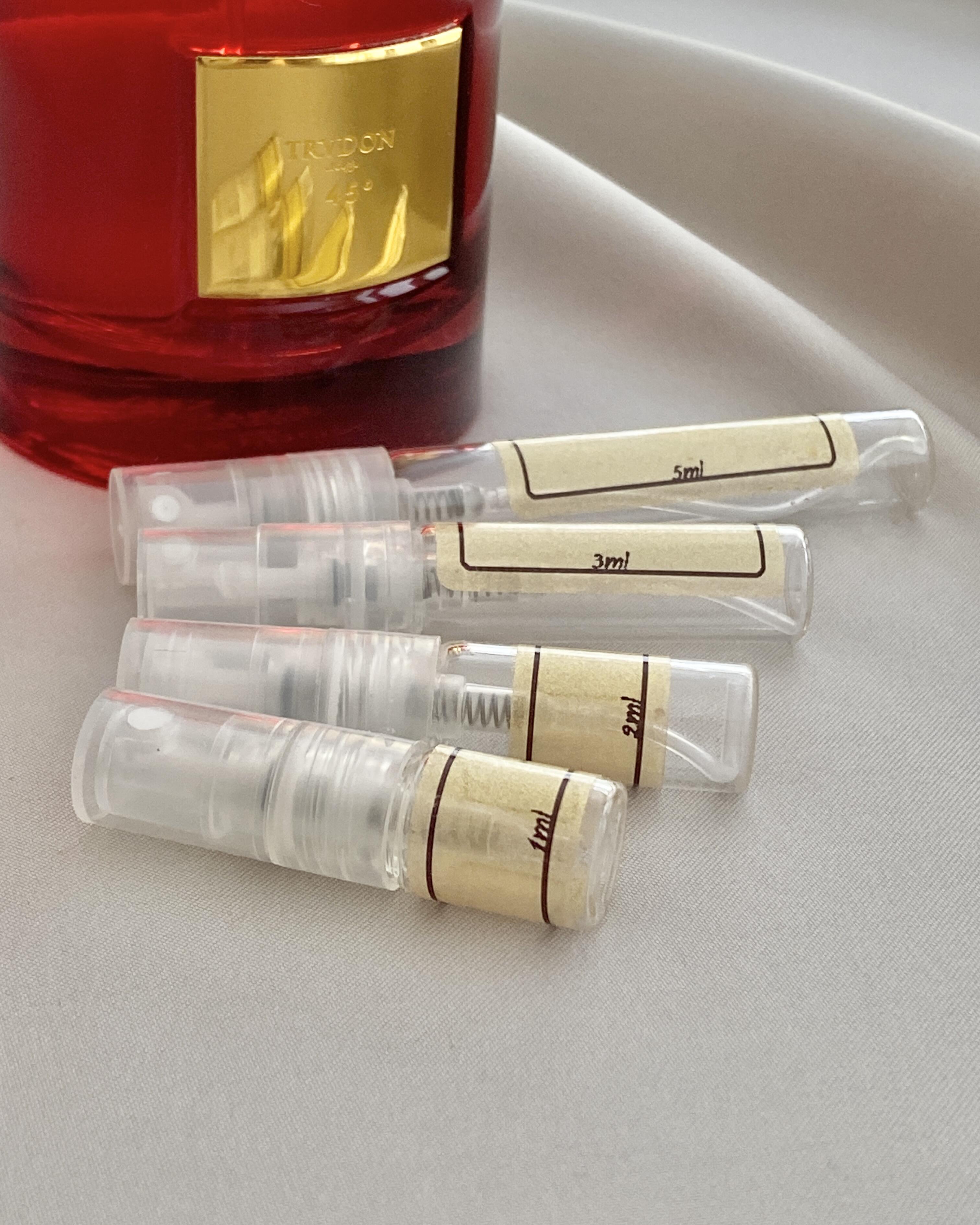 Trudon 45° and sample bottles