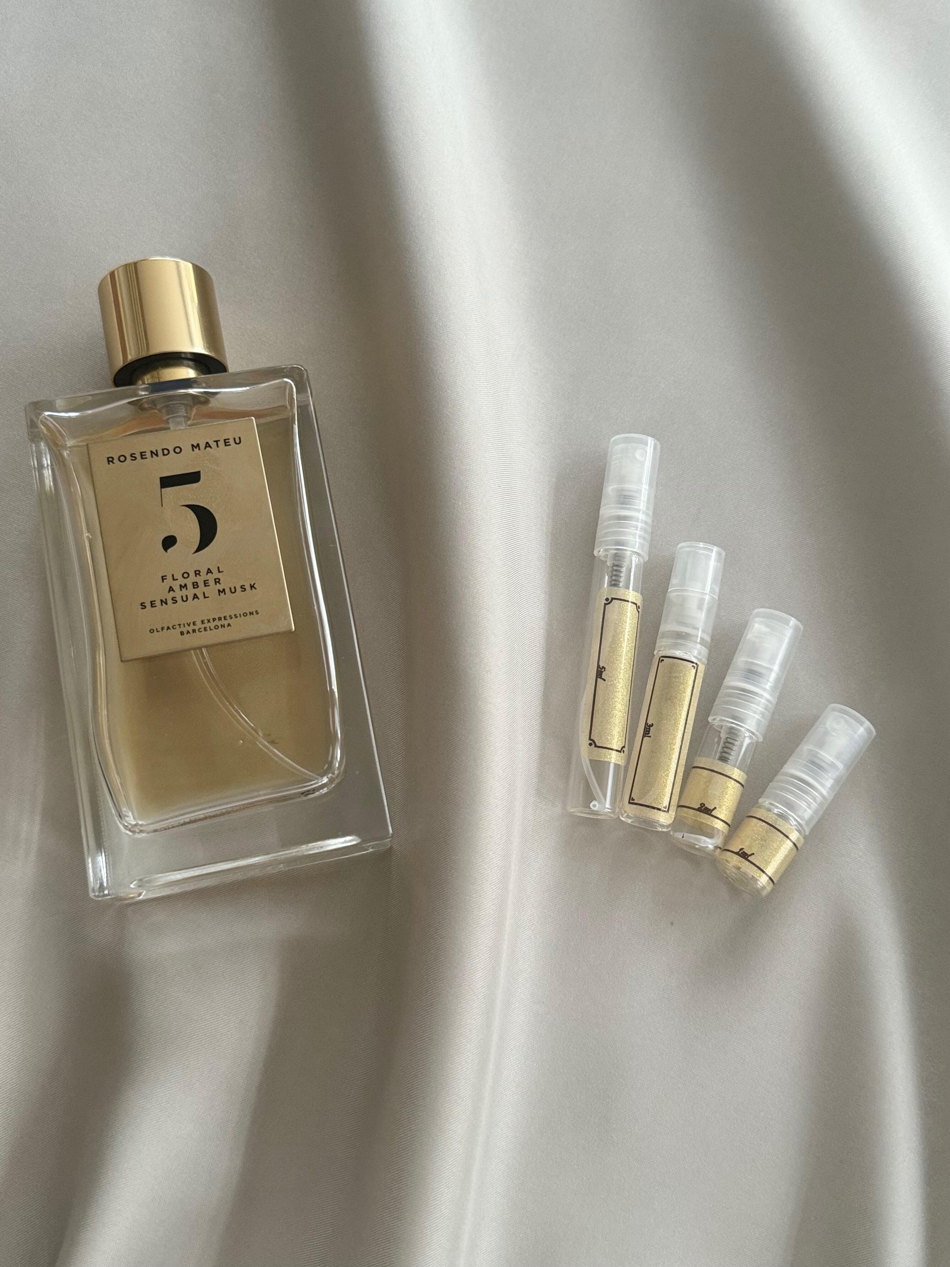 Rosendo Mateu No 5 perfume with sample bottles