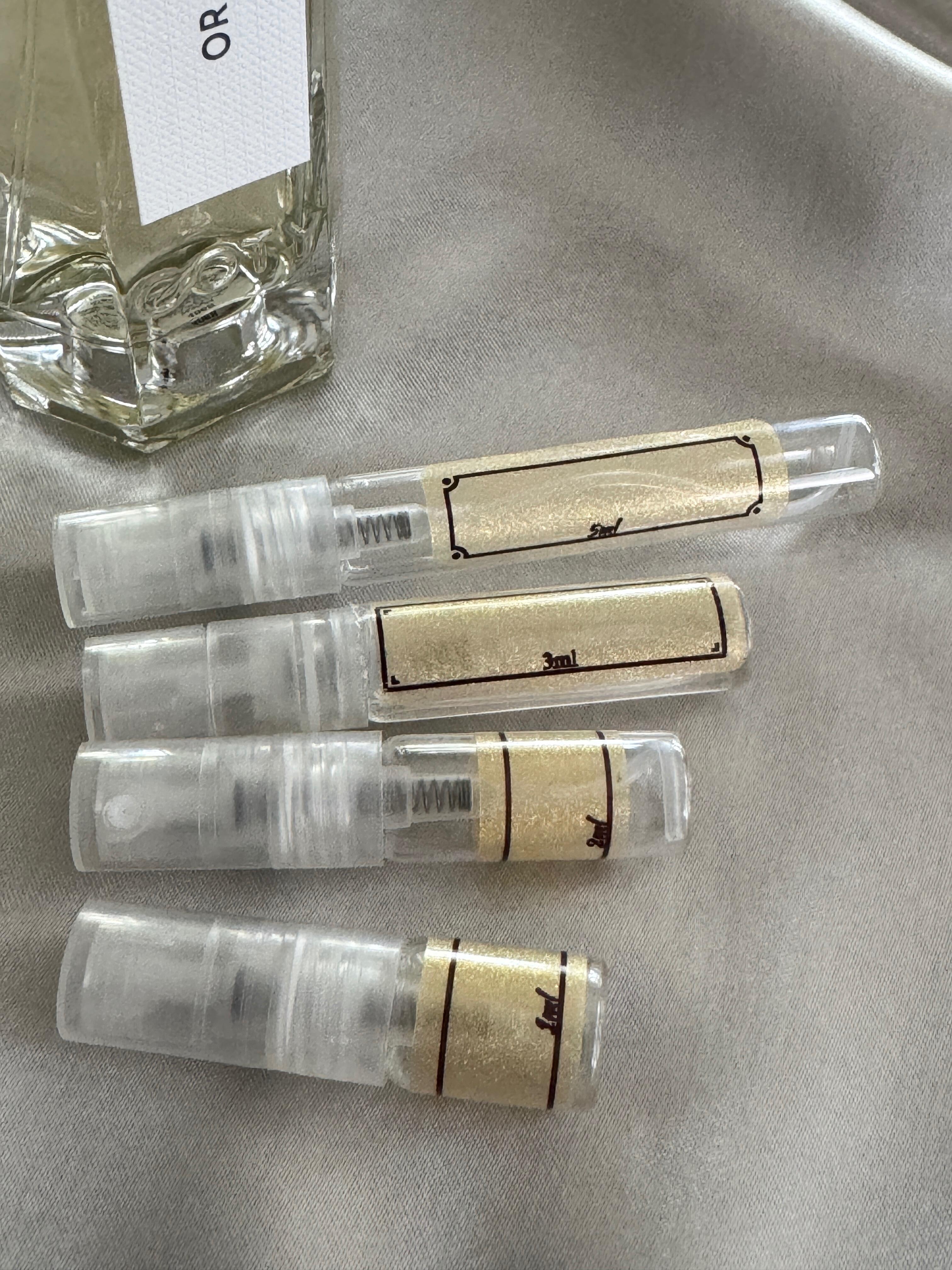 Infiniment Coty Paris Or De Moi perfume with samples bottles