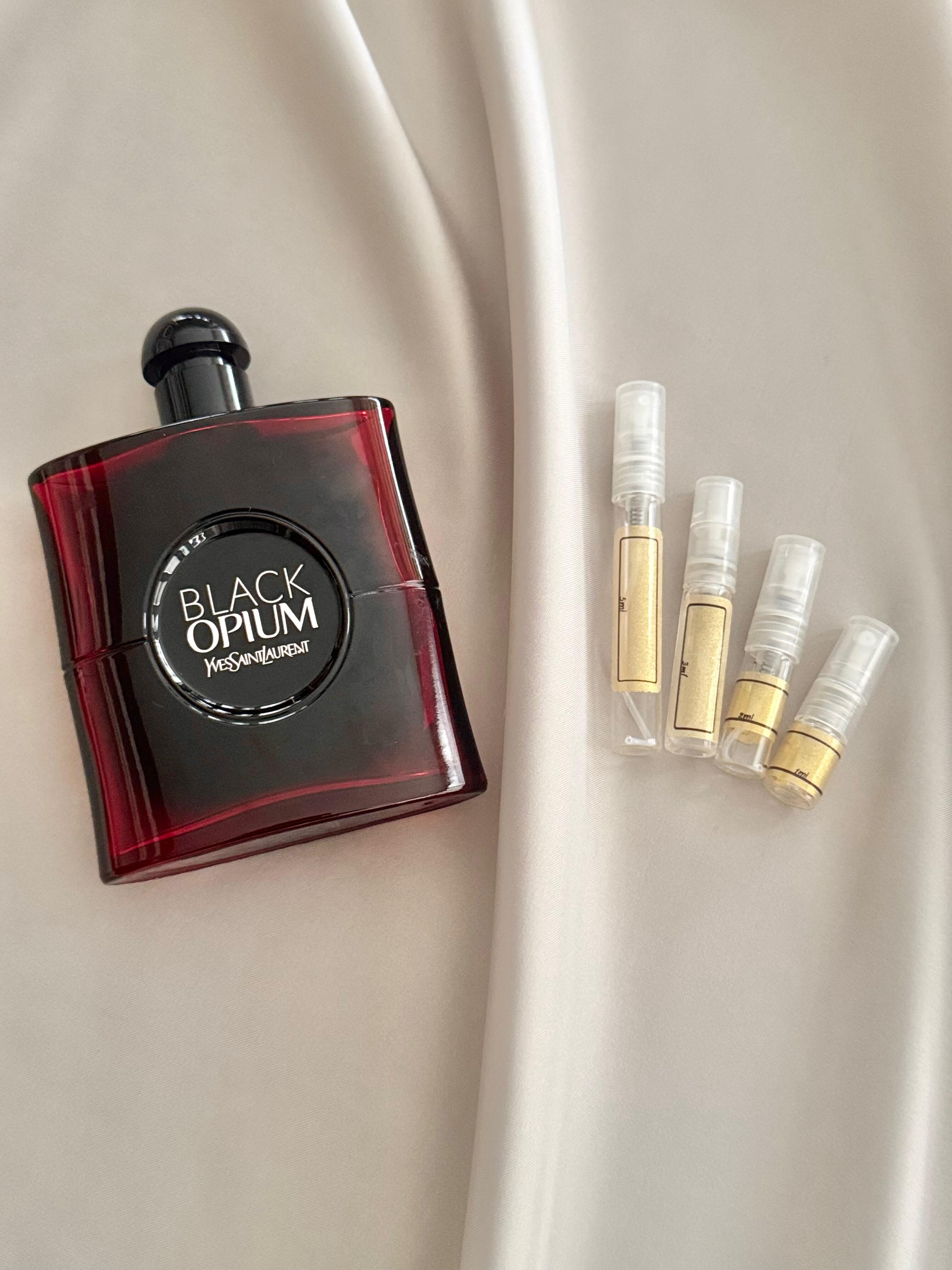 Yves Saint Laurent Black Opium Over Red with sample bottles