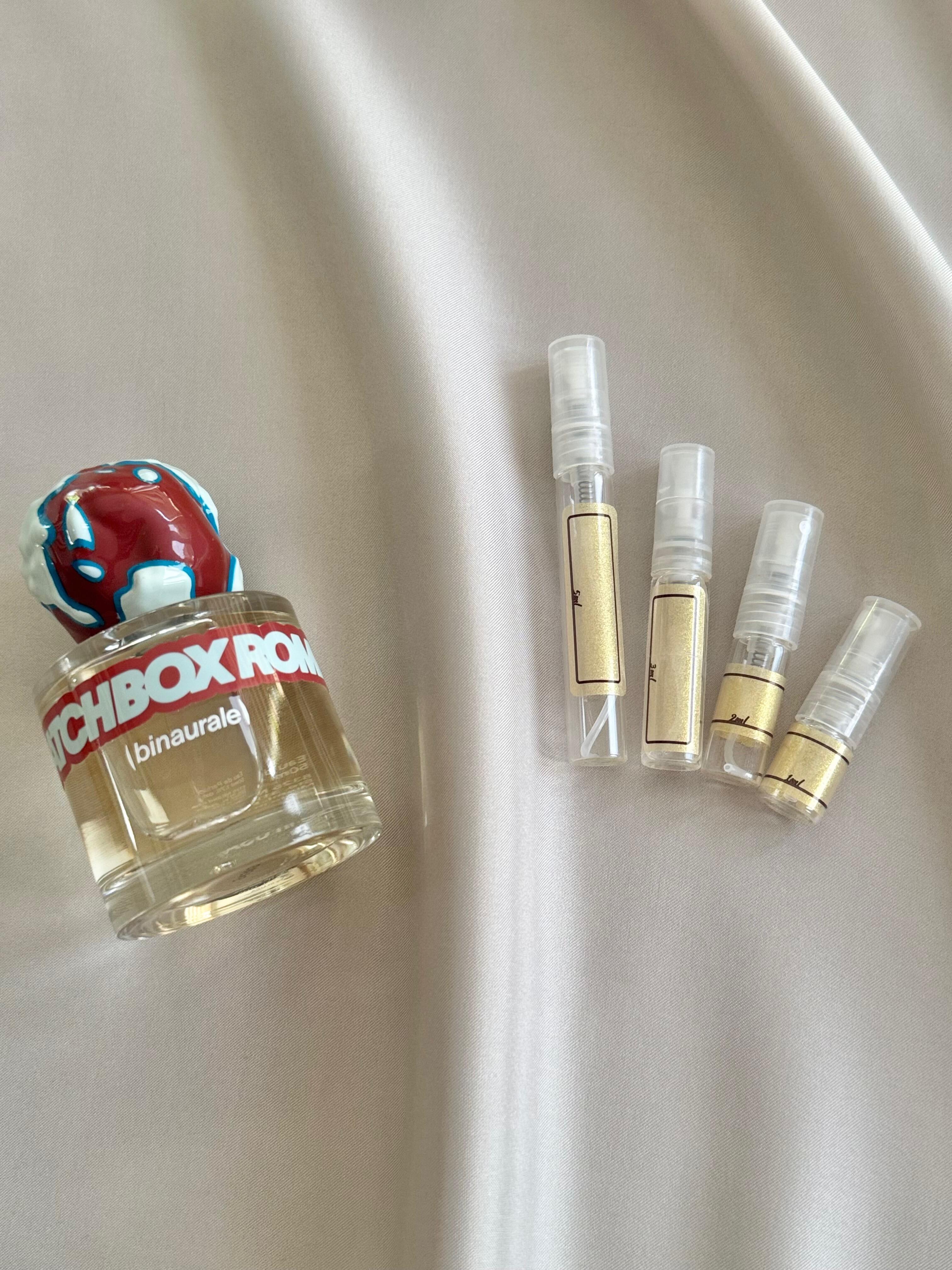 Binaurale Matchbox Romance with sample bottles