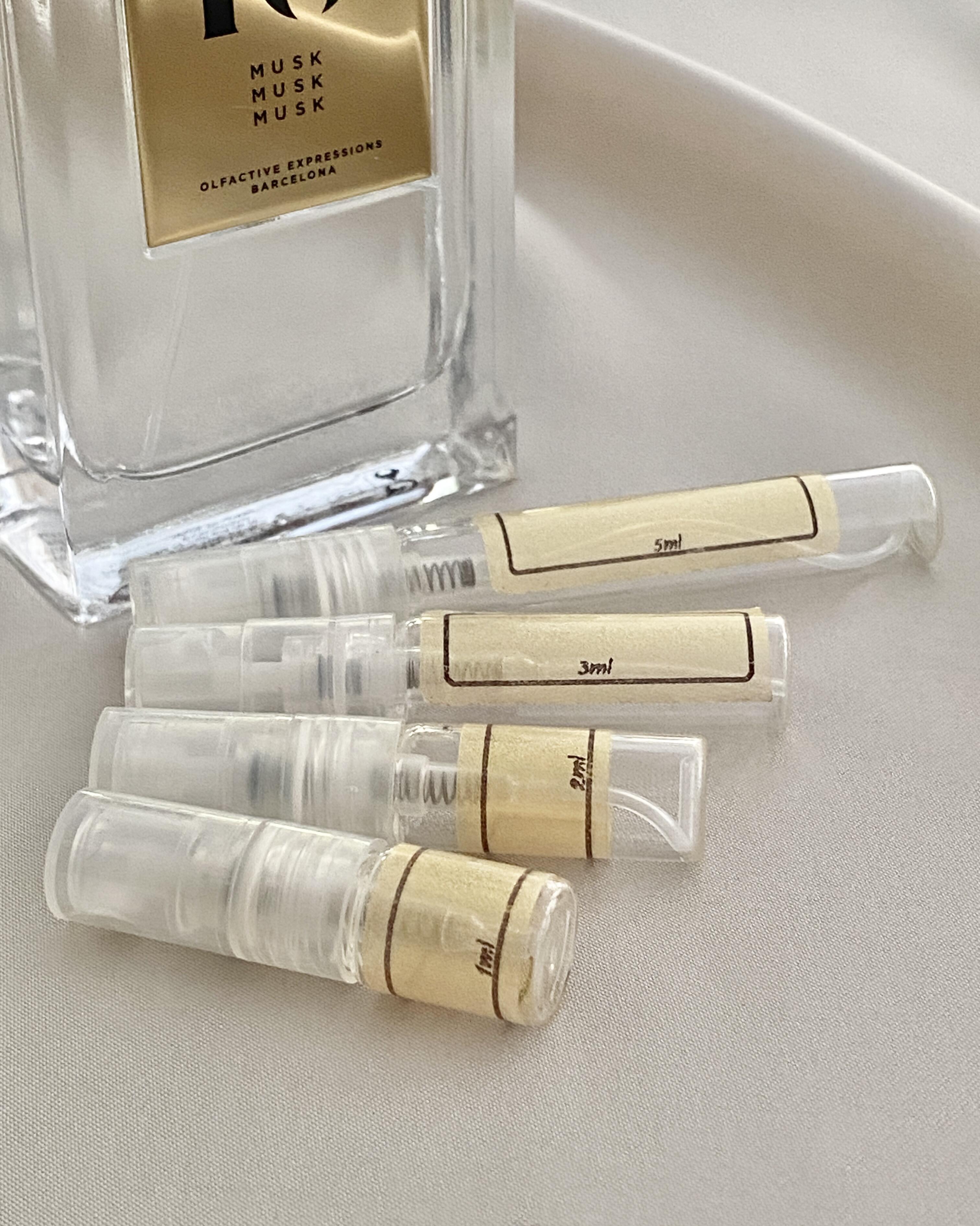 Rosendo Mateu | No 10 Musk Musk Musk | Fragrance Samples