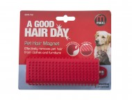 Mikki Rubber Pet Hair Magnet