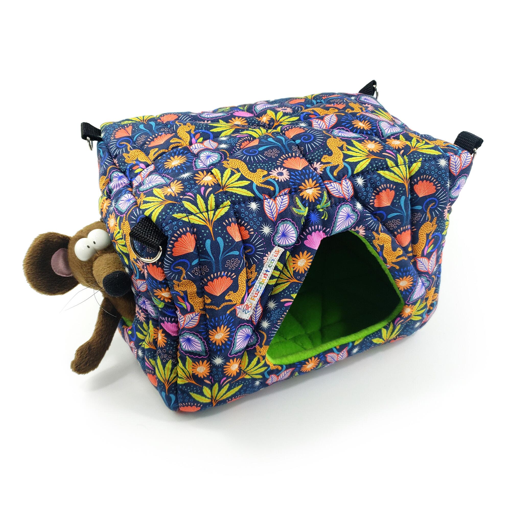Fuzzbutt snooze cube, hanging cube for rats, cube for chinchilla, rat bed, chinchilla bet, rat cube, chinchilla cube, fuzzbutt cube,. fuzzbutts cube