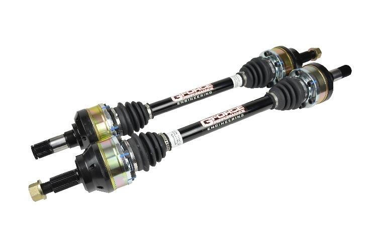 Machined from proprietary aerospace billet alloy, the Renegade axles feature an upgraded 31-spline axle bar and 31-spline billet machined CV joints.