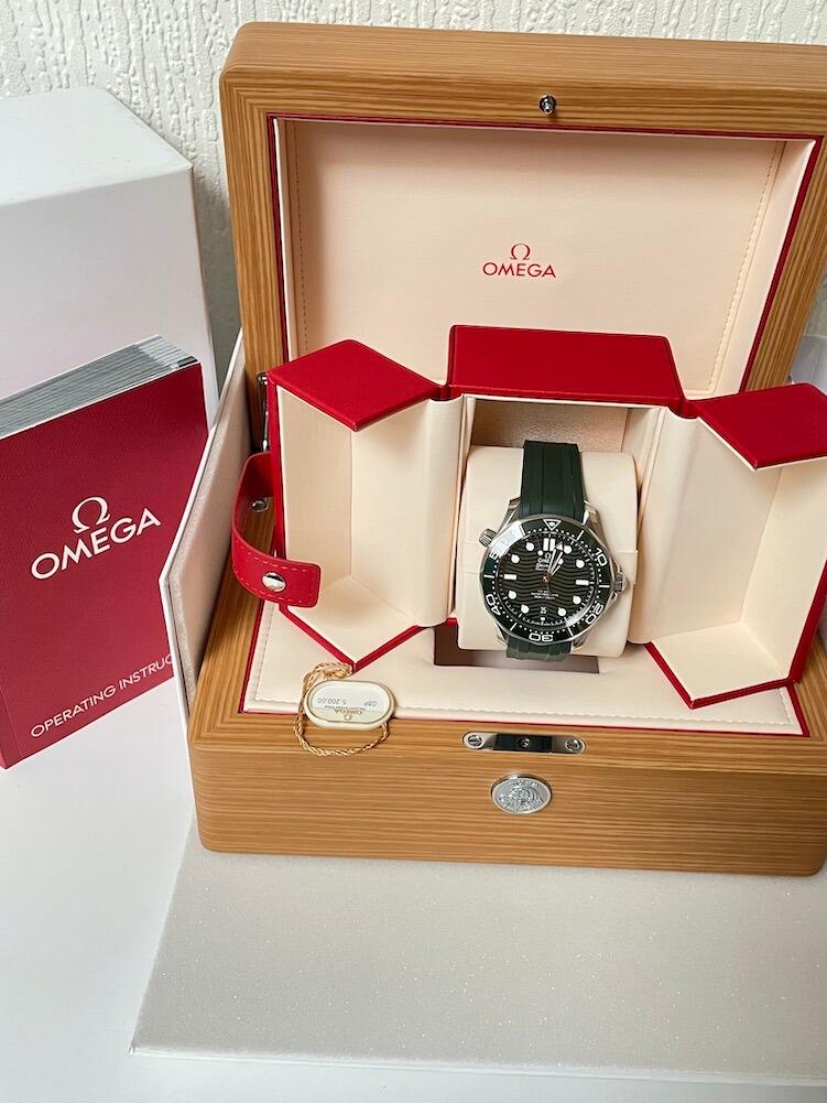 Omega seamaster sale 300 box