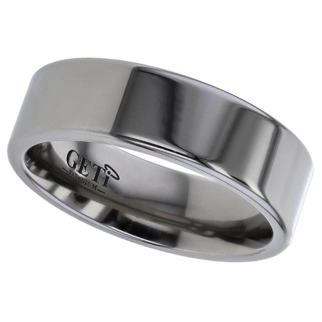 Flat court Geti titanium wedding band with polished finish by Gold and Diamonds