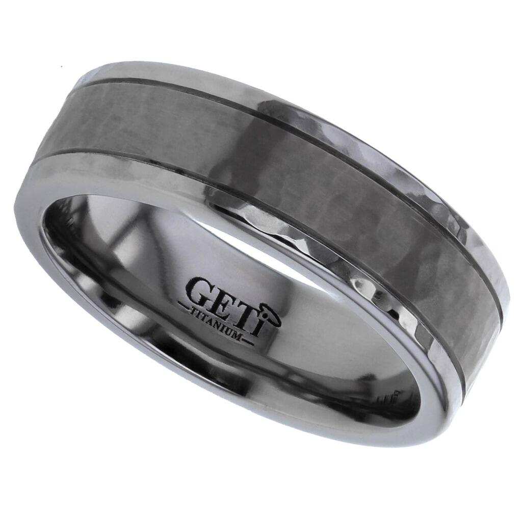 Flat court Geti titanium wedding band with hammered satin centre, polished edges and twin fine grooves by Gold and Diamonds