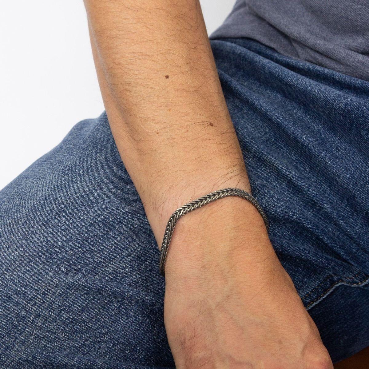"22cm Oxidised Foxtail Chain Bracelet in sterling silver with a stylish oxidised finish, AnchorCert Pro certified skin safe, by fredbennett®, presented in a branded premium suede pouch in a branded gift box."