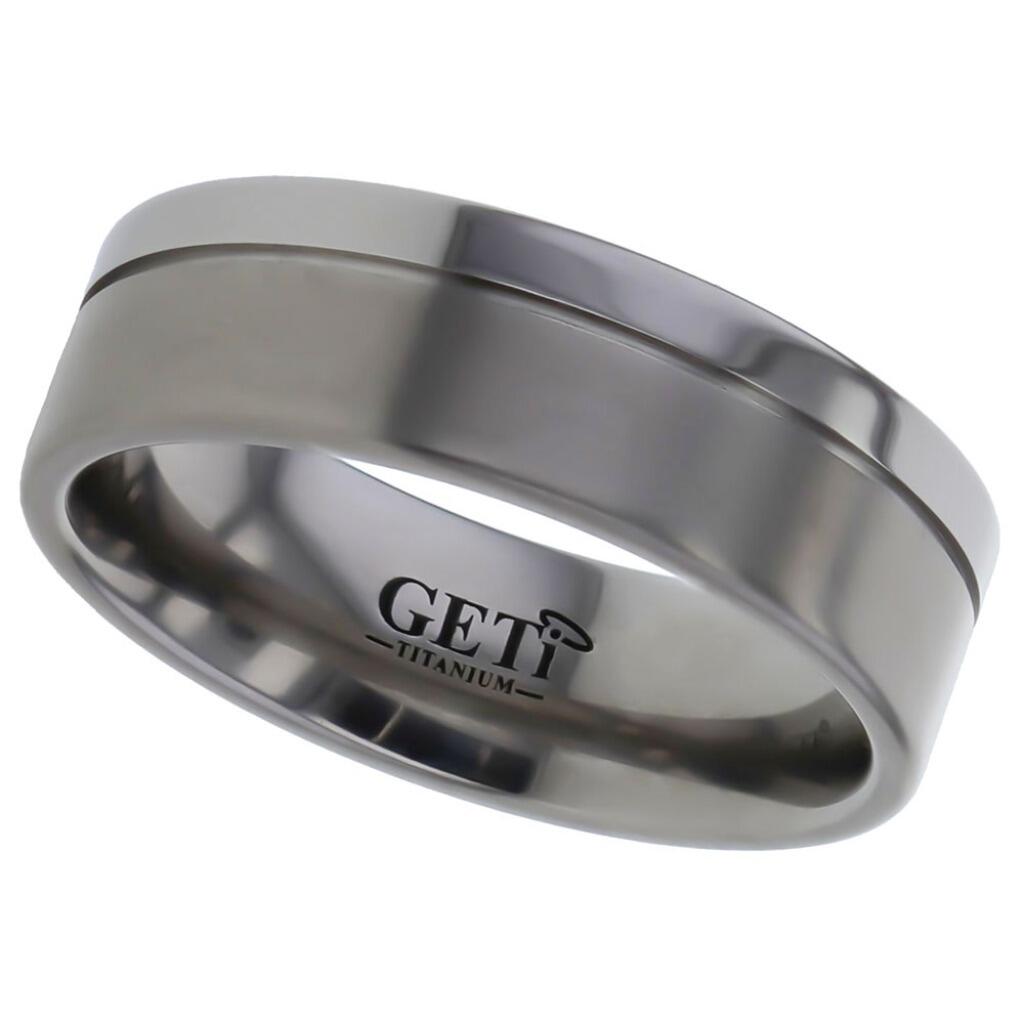 Flat court Geti titanium wedding band with offset groove, satin and polished finish by Gold and Diamonds