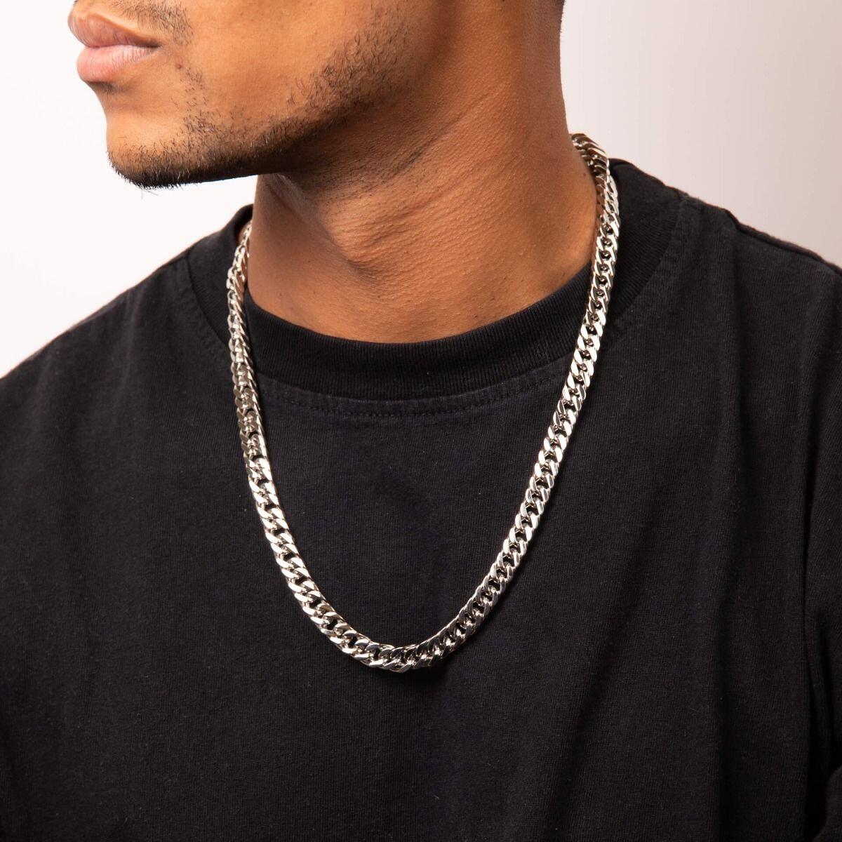 "fredbennett® Heavyweight Stainless Steel Curb Chain Necklace – bold 56cm interlocking chain for men, symbolising unity. Skin-safe and gift-ready from Gold and Diamonds."