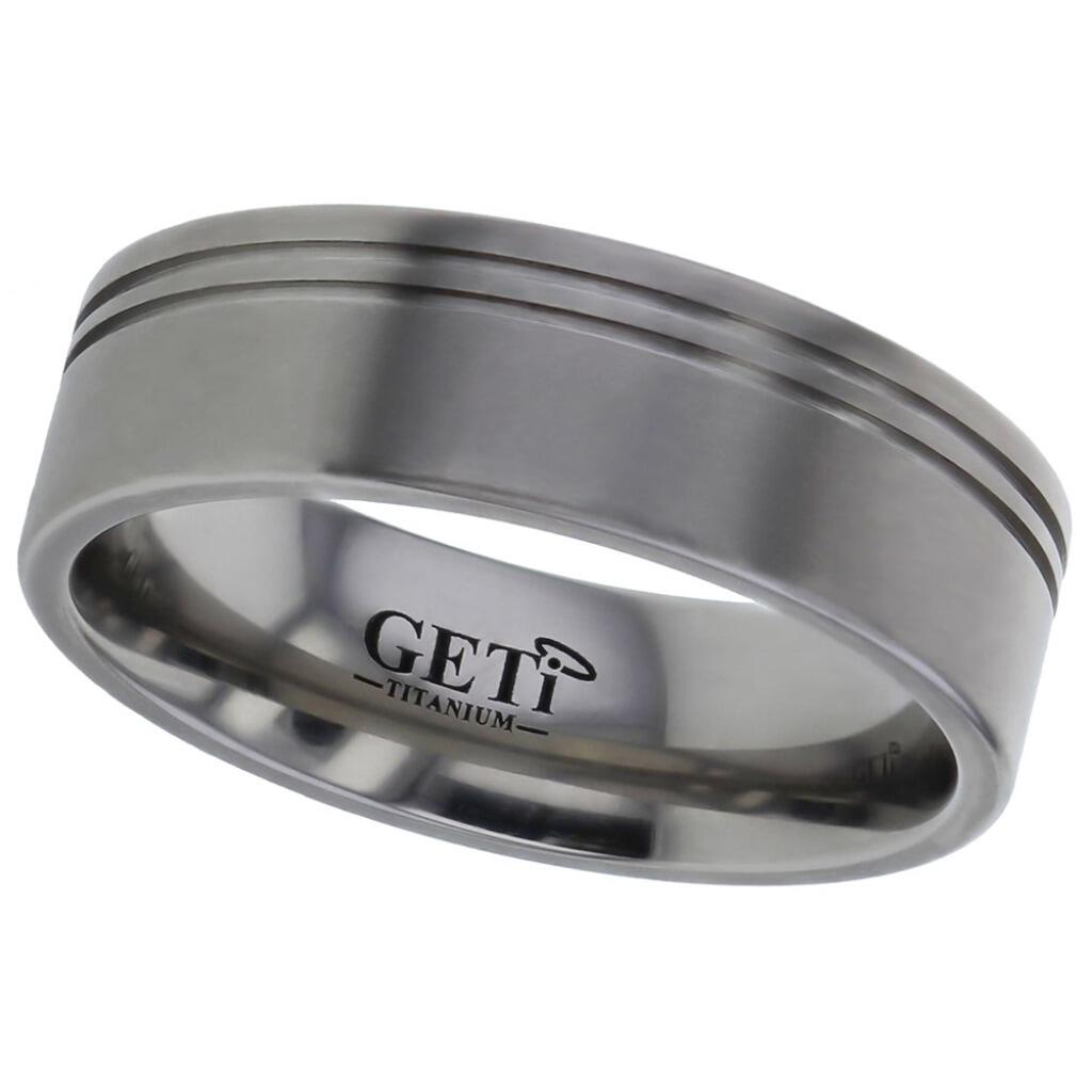 Flat court Geti titanium wedding band with two off-centre grooves in satin finish by Gold and Diamonds
