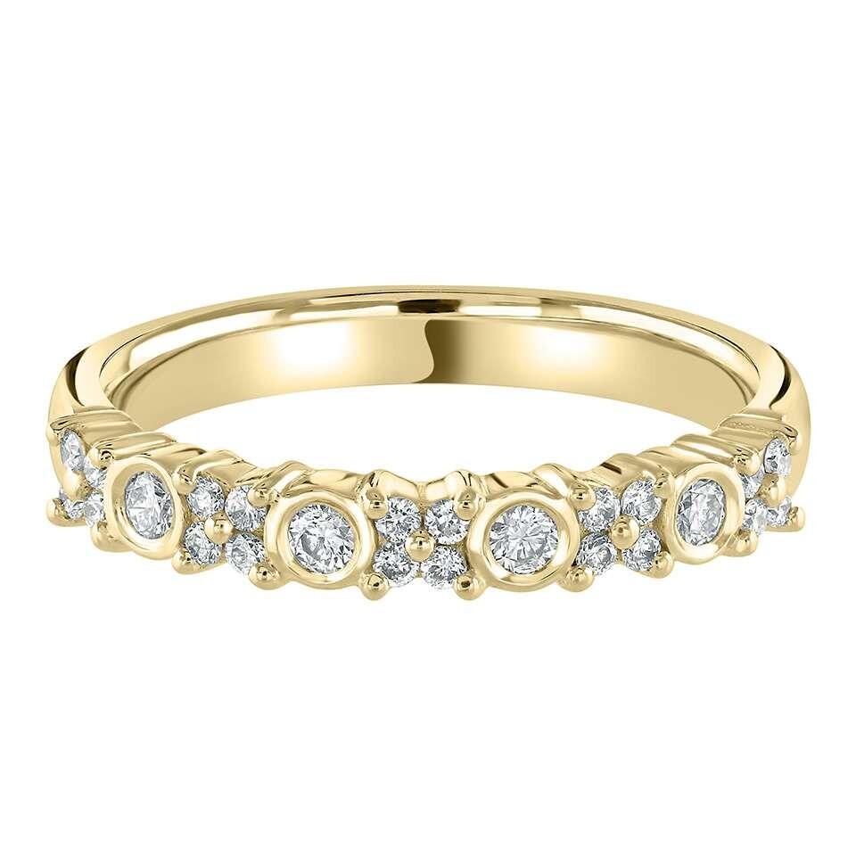 0.30ct Floral Inspired Diamond Set Decorative Band with Alternating Rubover and Claw Settings. goldanddiamonds.co.uk