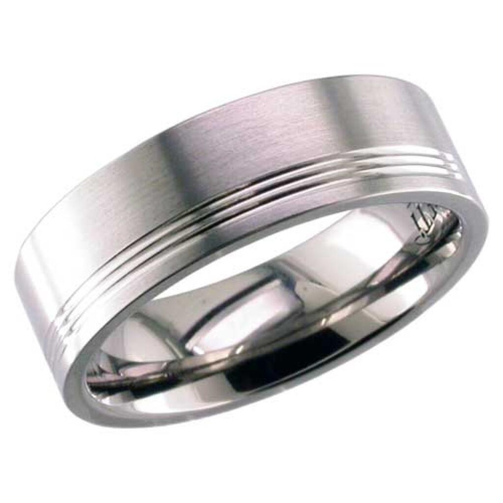 Flat court Geti titanium wedding band with brushed finish and three off-centre milled grooves by Gold and Diamonds