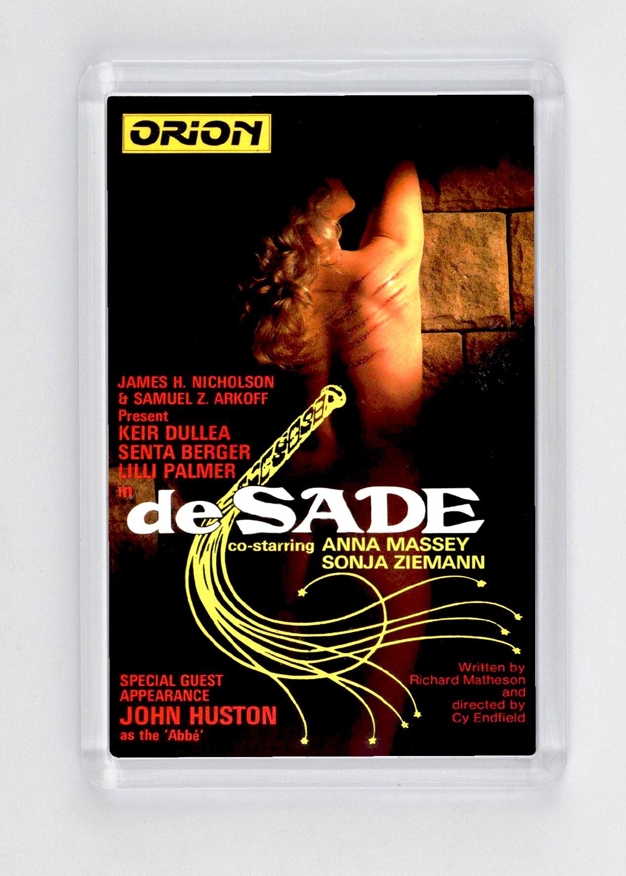 de Sade - Fridge Magnet - (70mm x 45mm) - [CM-FM-7045-043] -  - Item Image 1