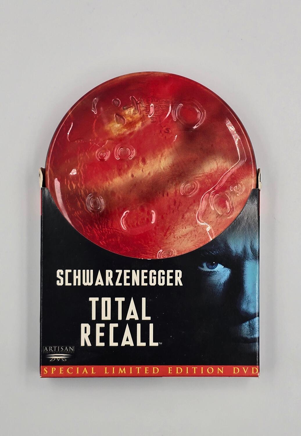 Total Recall - Limited Edition - DVD - Region 1 - [Pre-owned] - Artisan - Item Image 1