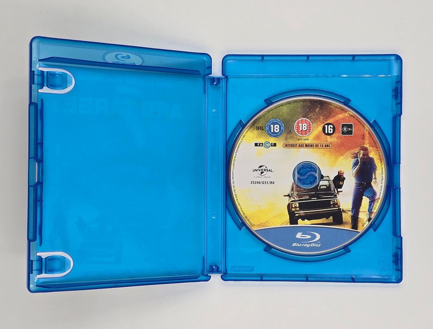 Hard Target - Blu-Ray - Region Free - [Pre-owened] - Universal - Item Image 3