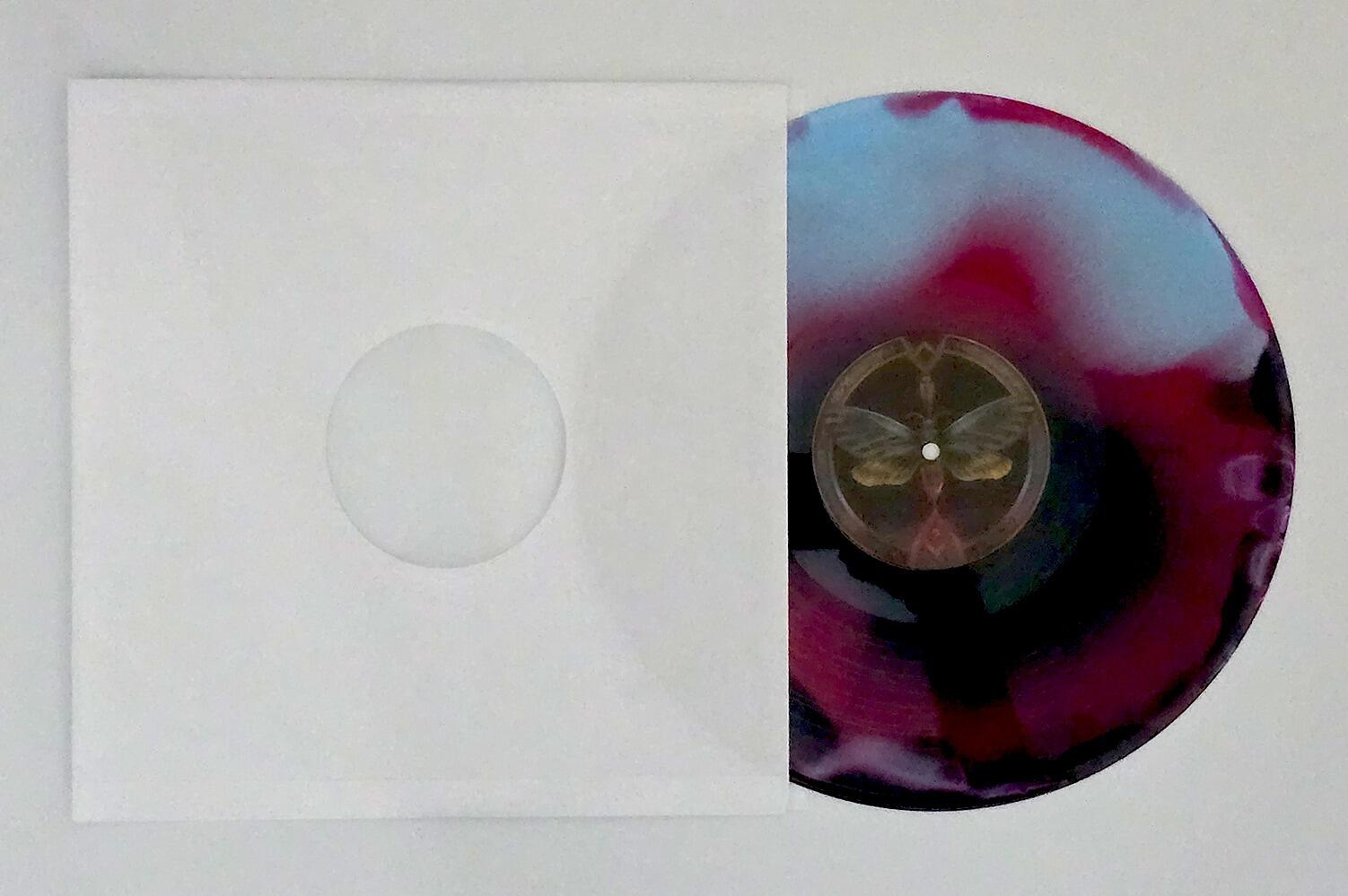 Crimson Peak (Original Motion Picture Soundtrack by Fernando Velazquez - 2x Blue, Black, And Red Swirl Vinyl (Subscriber variant) - [Pre-owned -  - Item Image 6