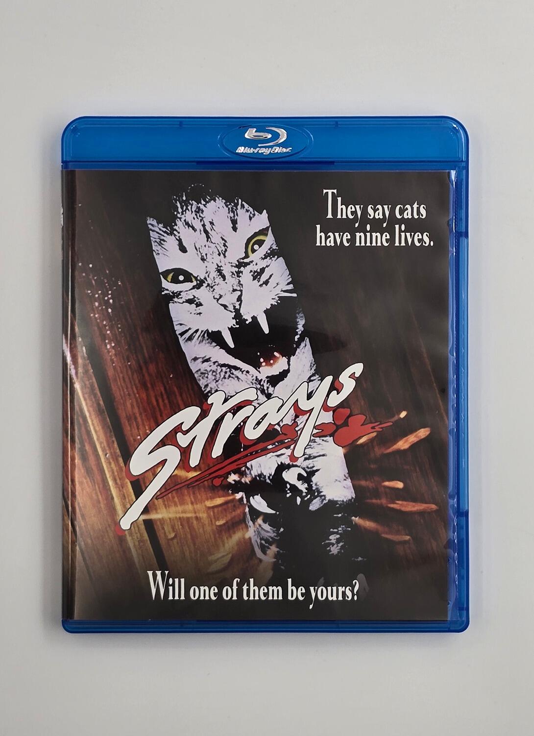 Strays - Blu-Ray - Region A - [Pre-owned] - Shout! Factory - Item Image 1